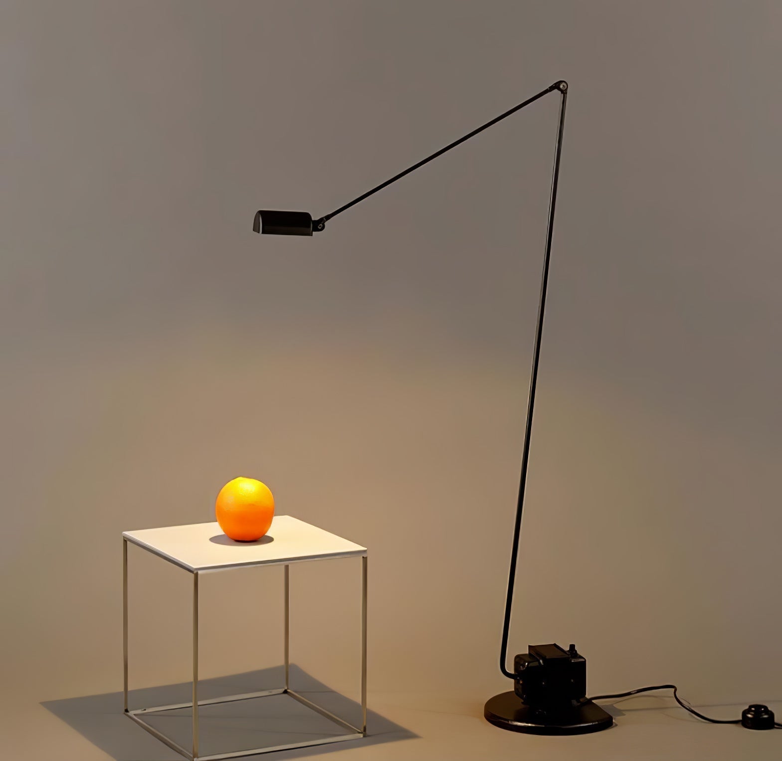 dynamo-floor-lamp-anzaz-Black & RC Dimming-2