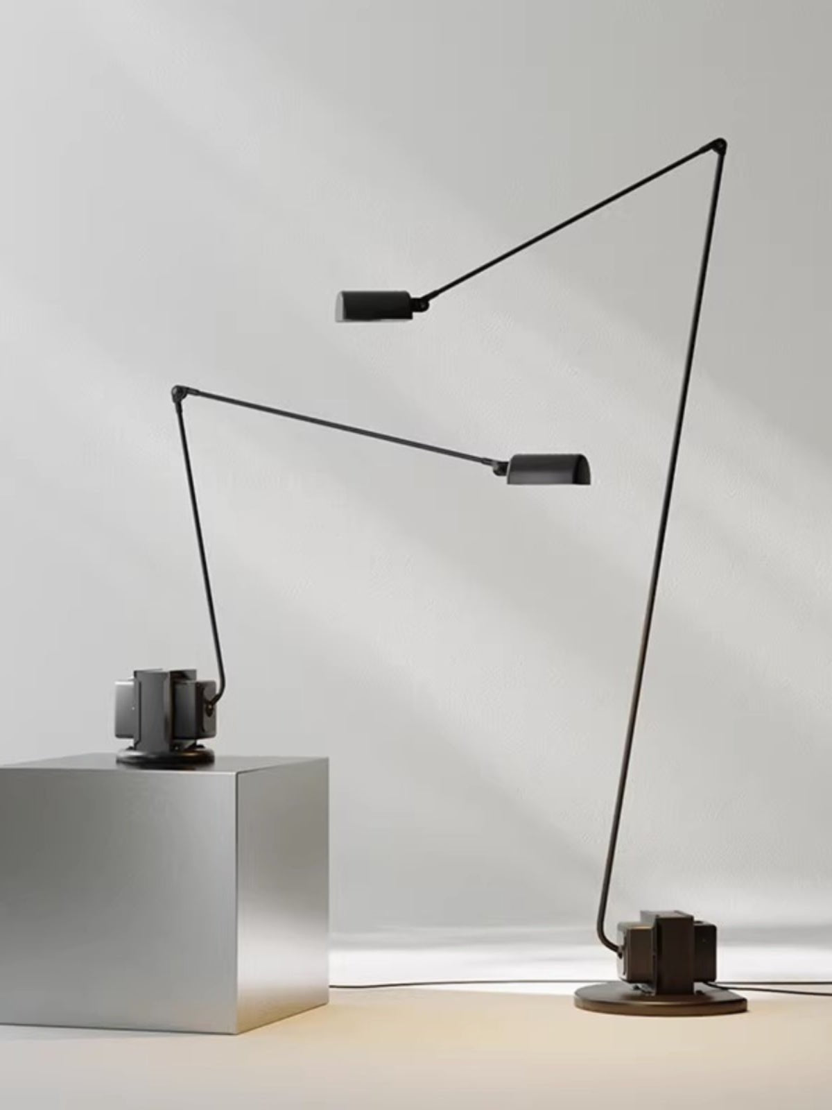 dynamo-floor-lamp-anzaz-Red & RC Dimming-19
