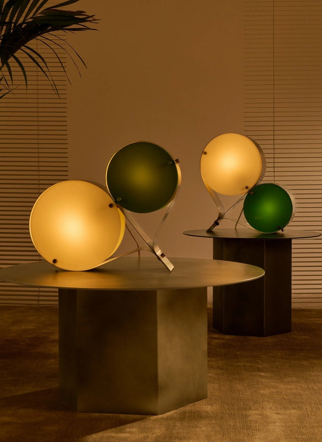 duet-disc-sconce-anzaz-Green-2