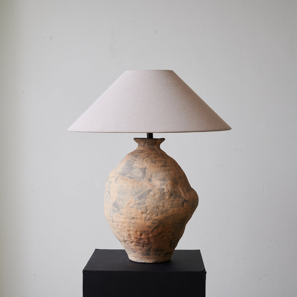 duna-sculpted-clay-table-lamp-anzaz-Terracotta & Beige-3