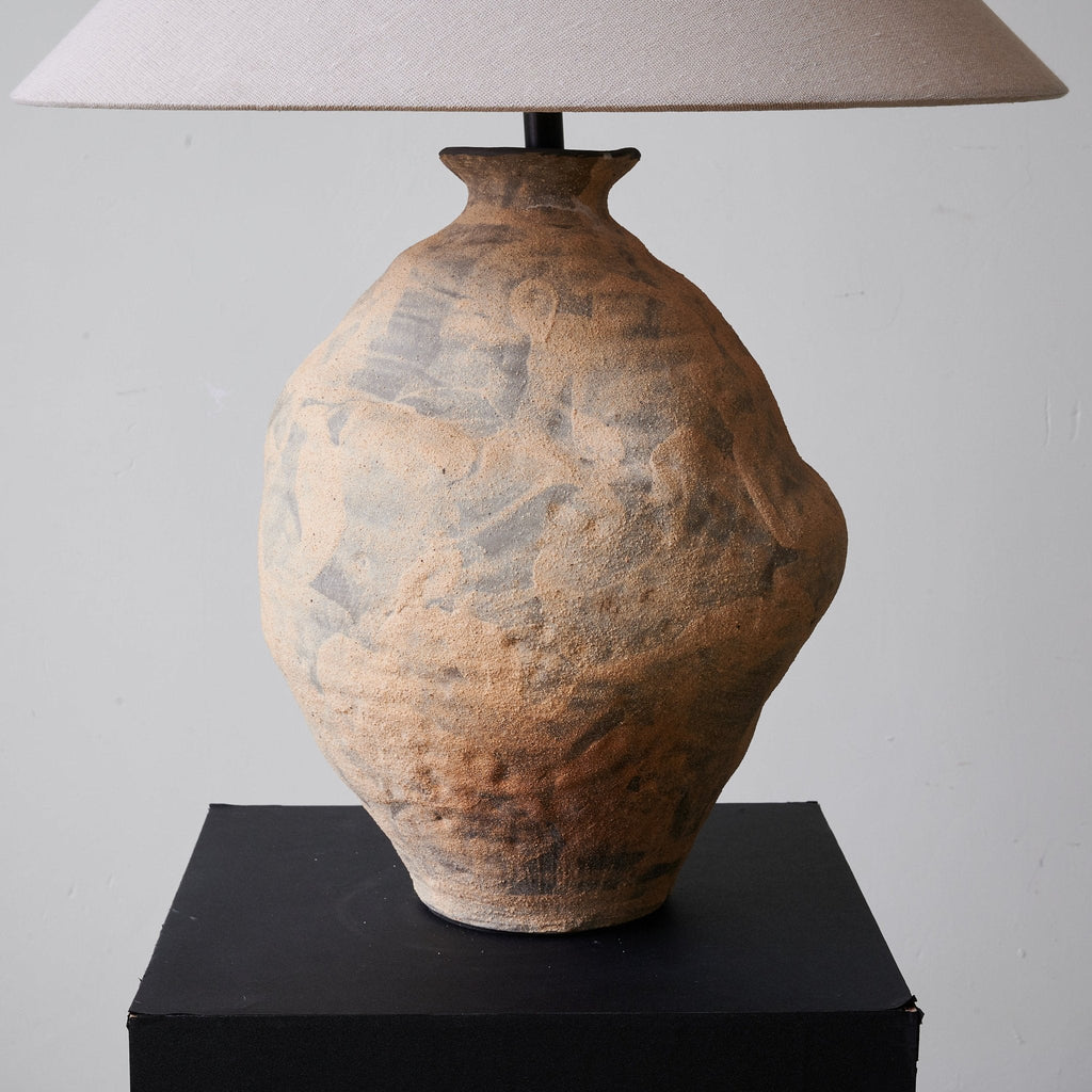 duna-sculpted-clay-table-lamp-anzaz--6