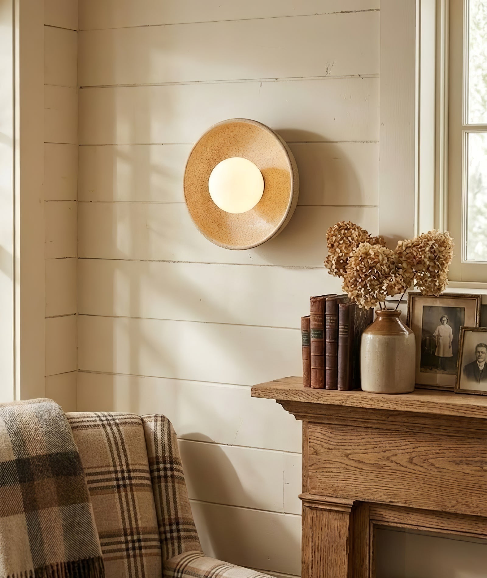 dusk-round-wall-light-anzaz--2