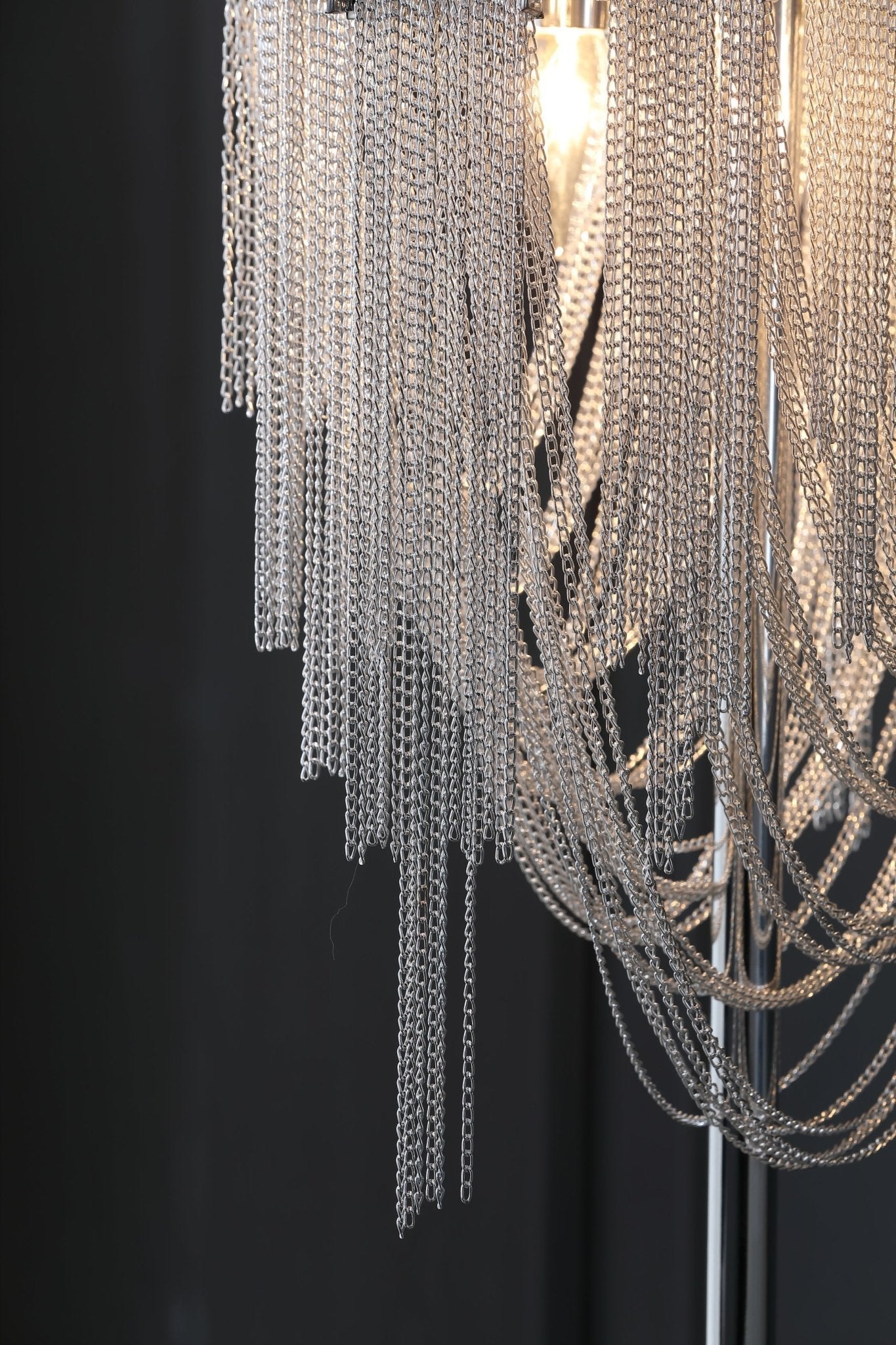 elara-tassel-table-lamp-anzaz--15