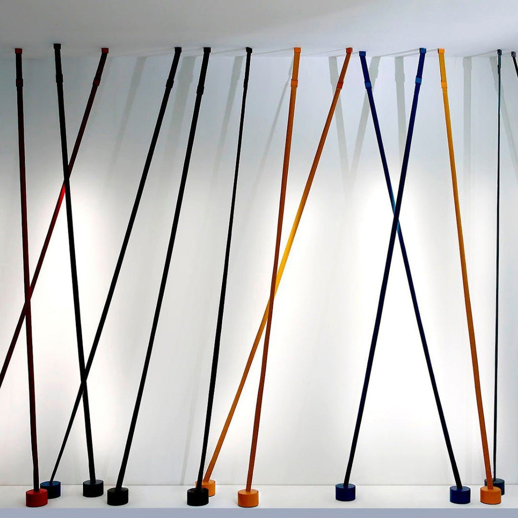 elastica-arbitrary-floor-lamp-anzaz-Blue-5