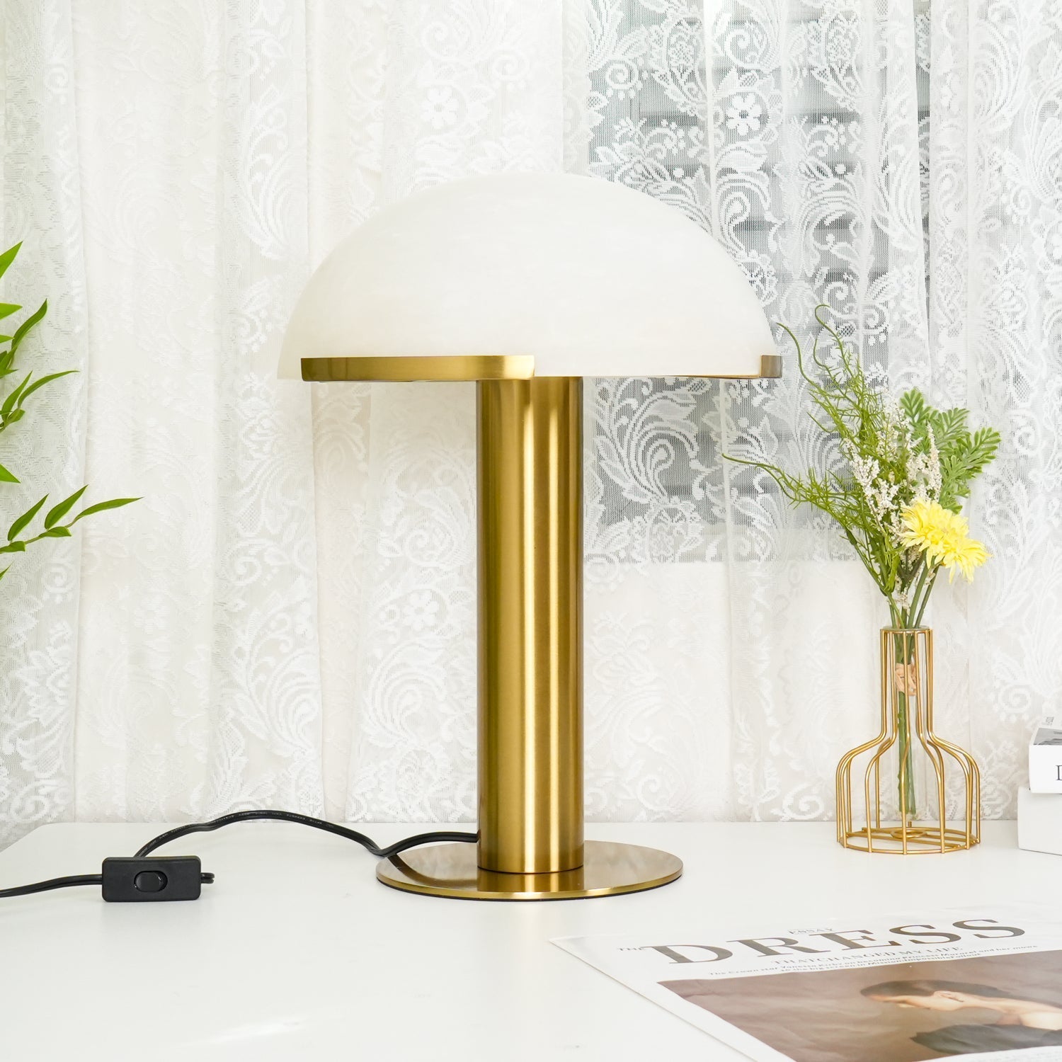 elegance-alabaster-table-lamp-anzaz-Gold & White Alabaster-5