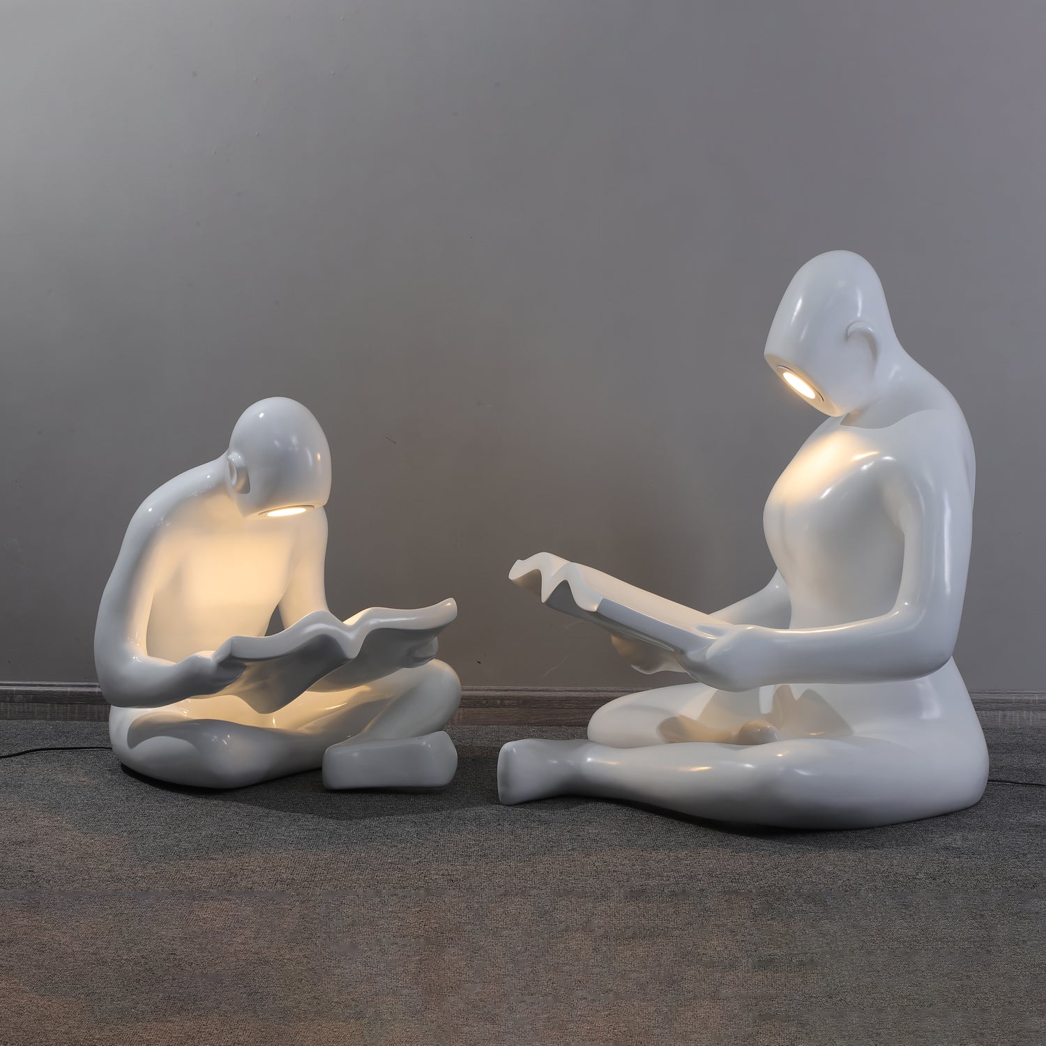 elliott-reading-sculpture-floor-lamp-anzaz-White-5