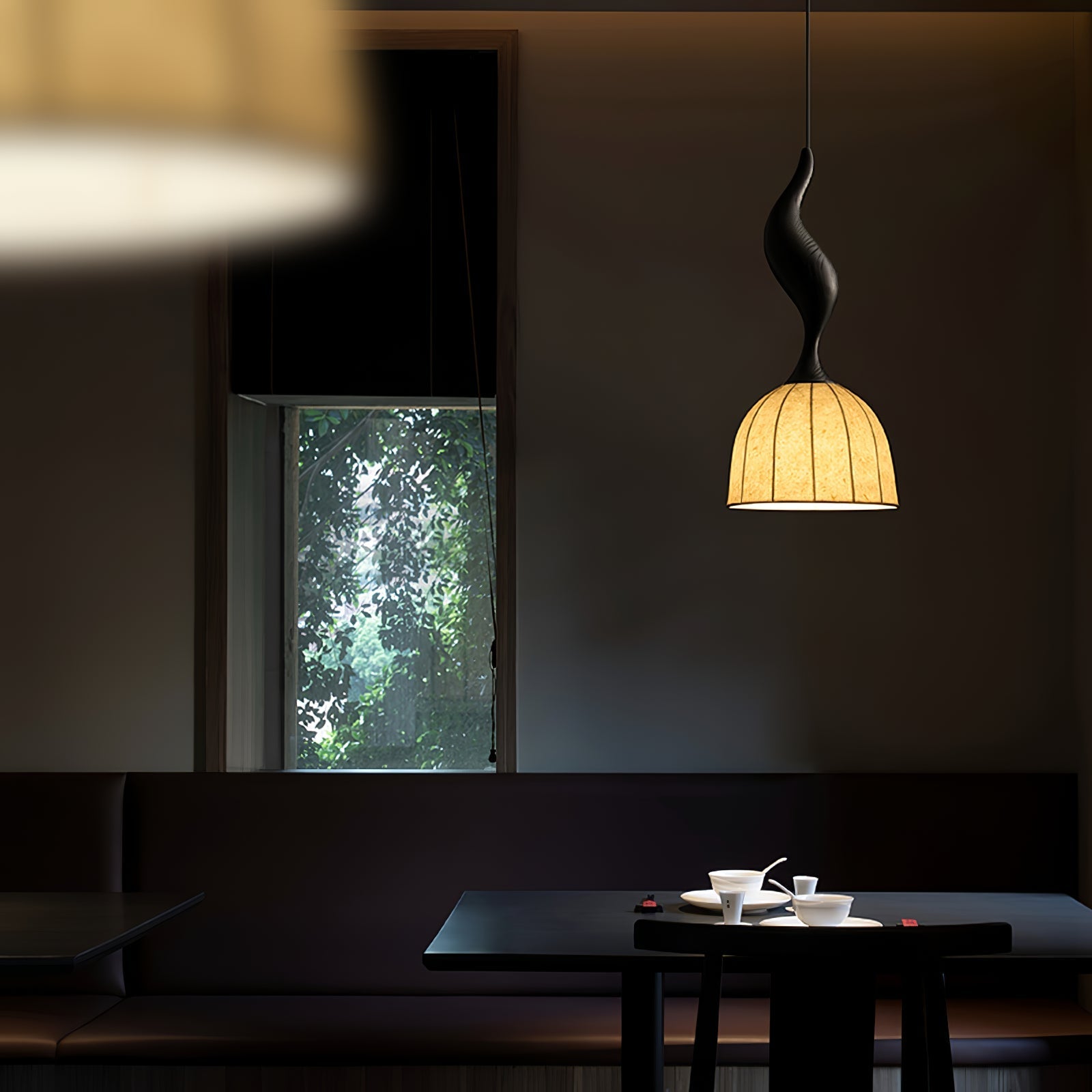 elowen-twisted-wood-pendant-light-anzaz--20