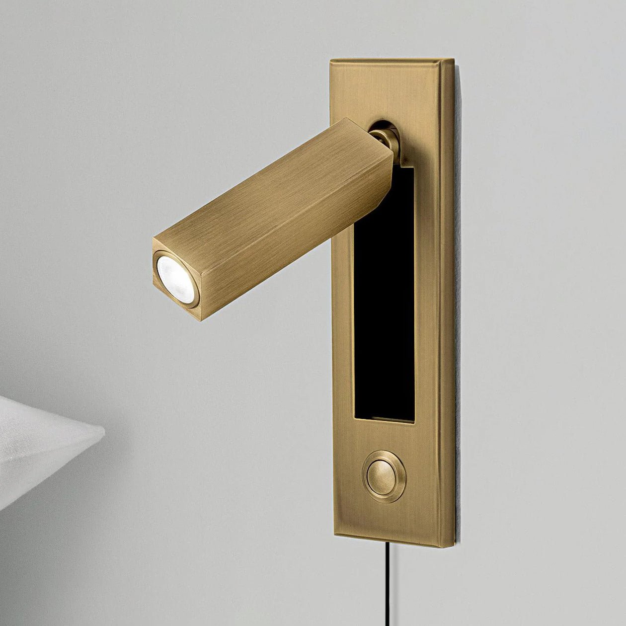 embedded-bedside-plug-in-sconce-anzaz-Nickel-16