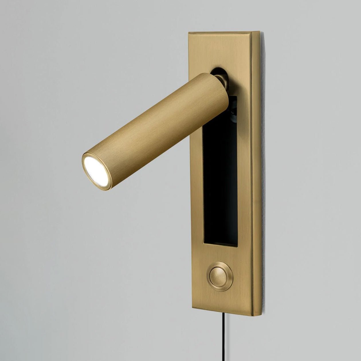 embedded-bedside-plug-in-sconce-anzaz-Nickel-64