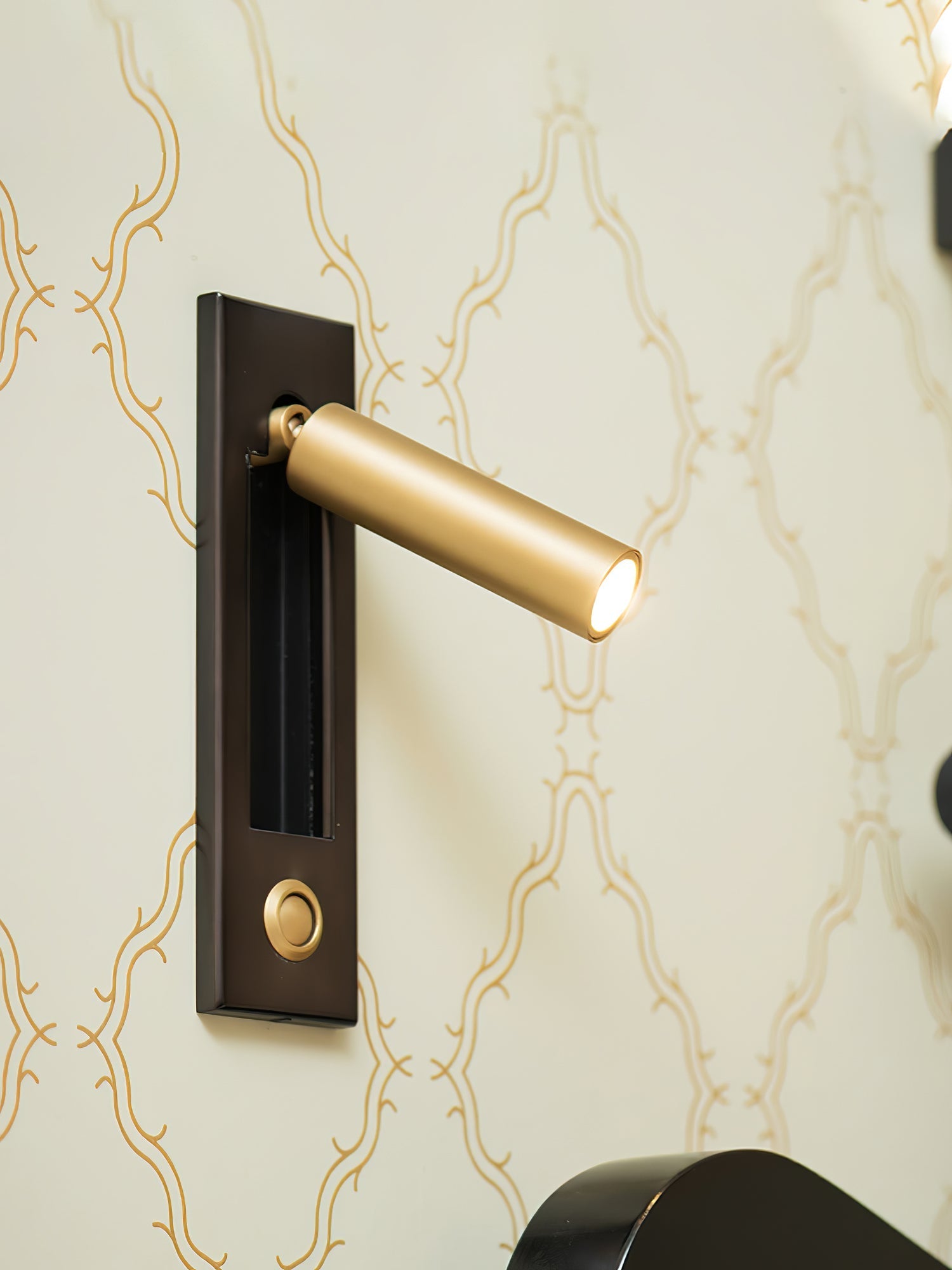 embedded-bedside-plug-in-sconce-anzaz-Matt Black-19