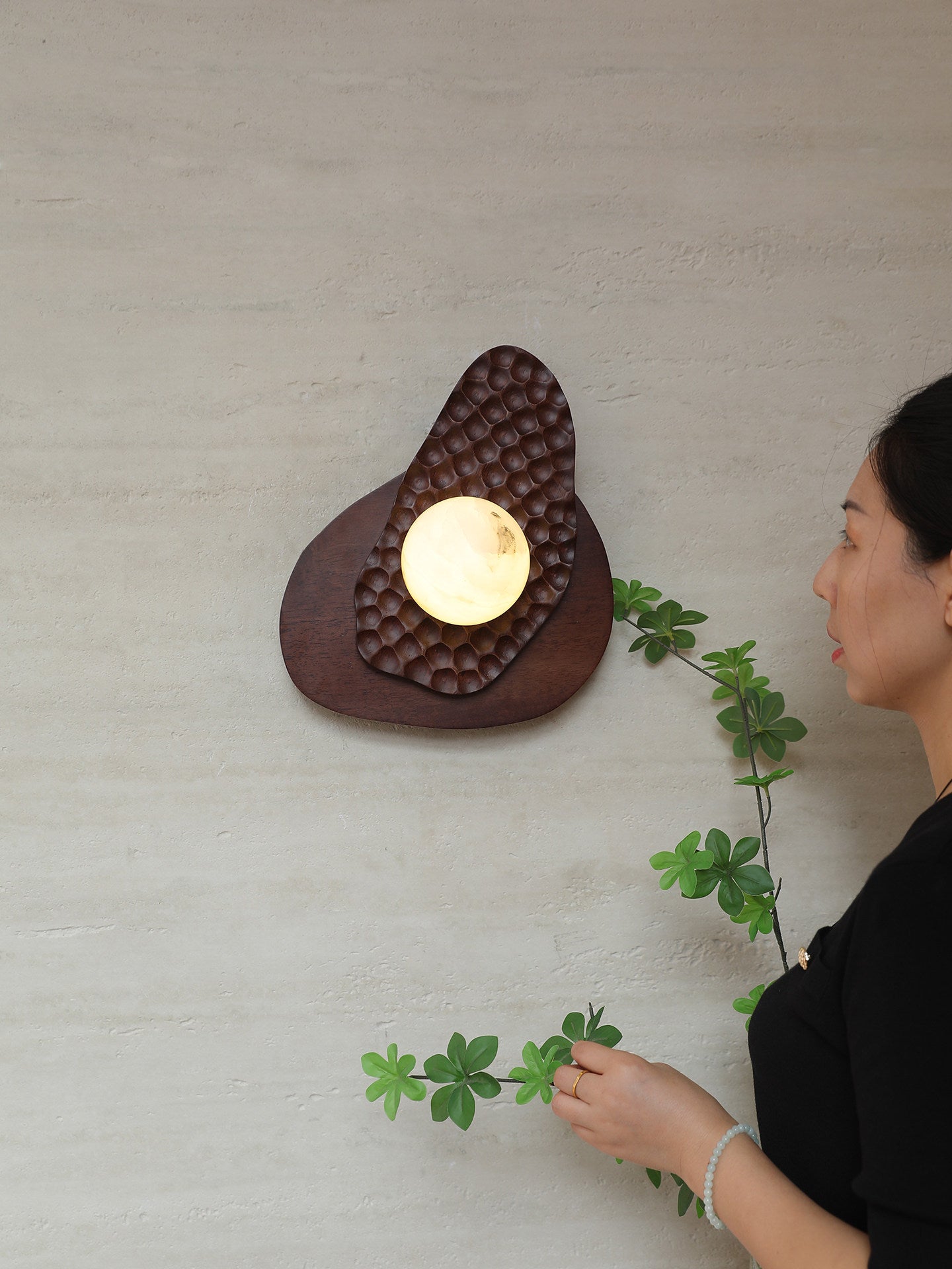ember-nest-wall-light-anzaz--13