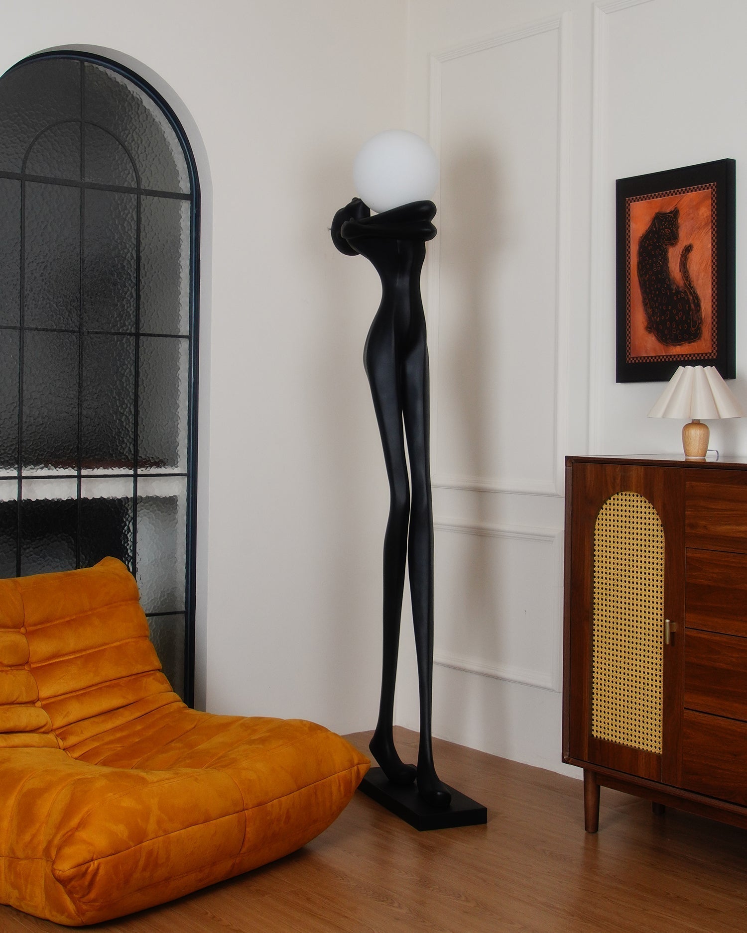 embrace-ball-sculpture-floor-lamp-anzaz--24
