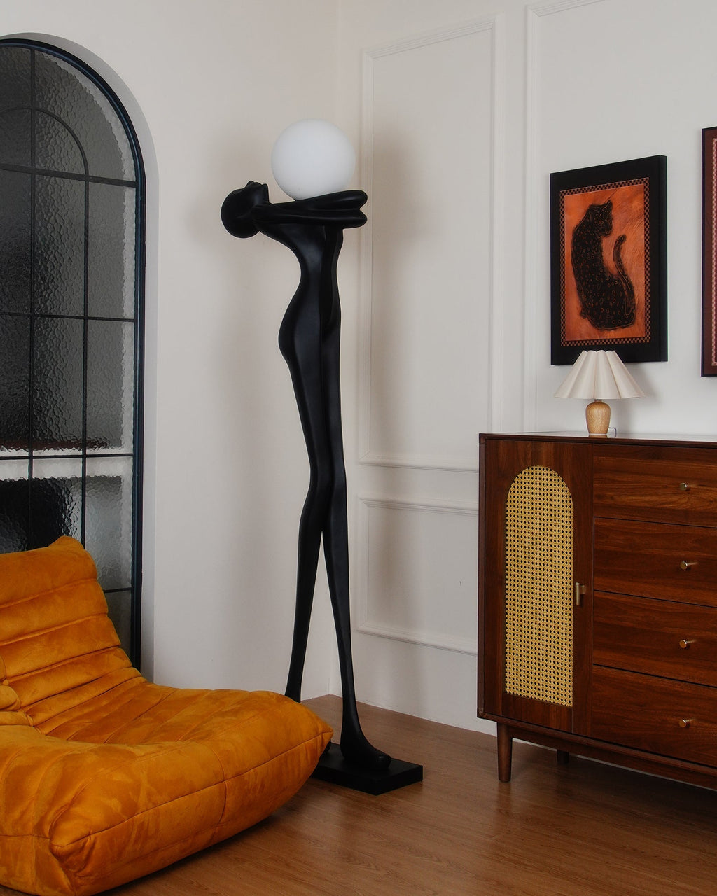 embrace-ball-sculpture-floor-lamp-anzaz--26