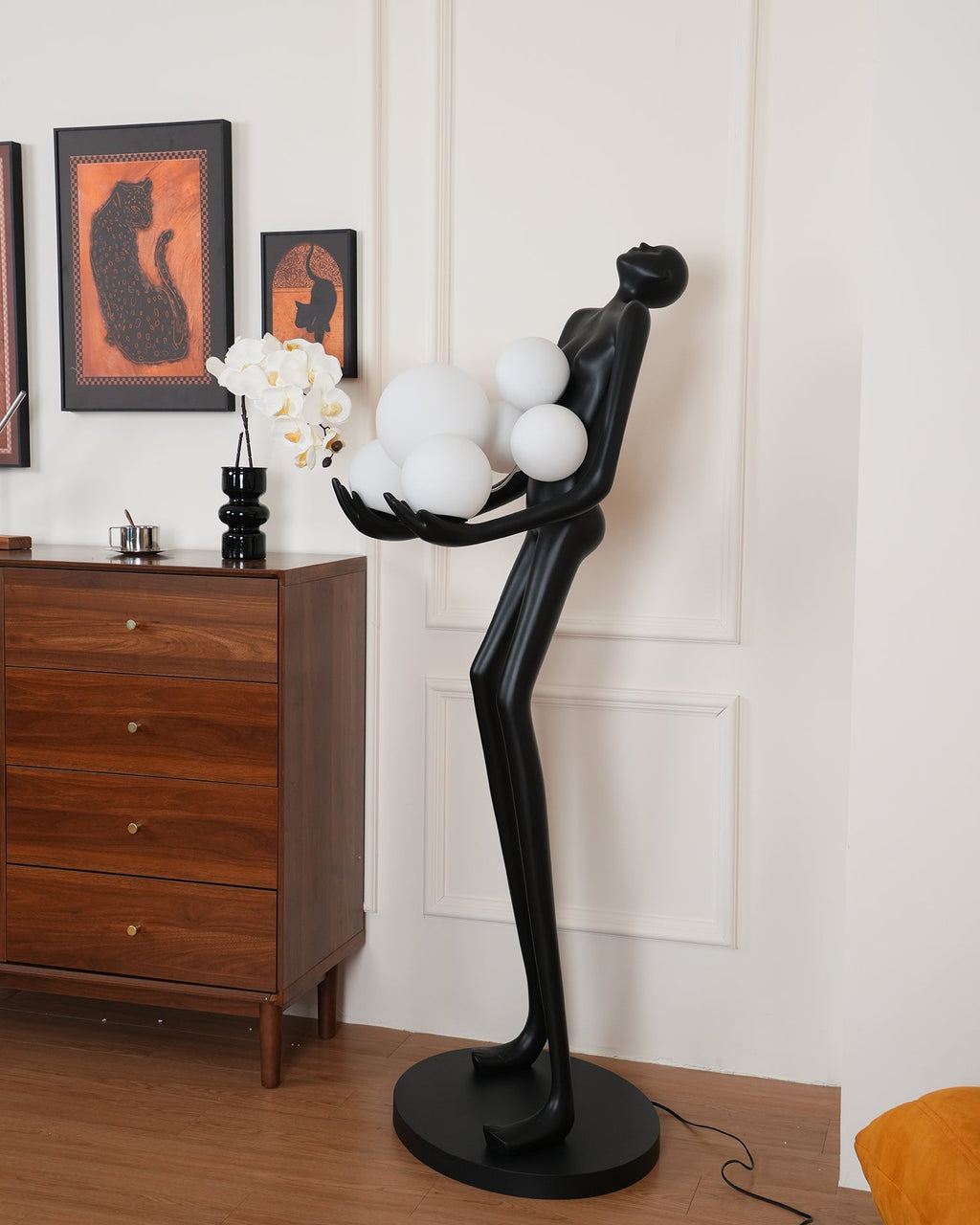 embrace-sculpture-floor-lamp-anzaz-Black & Silver glass ball-40
