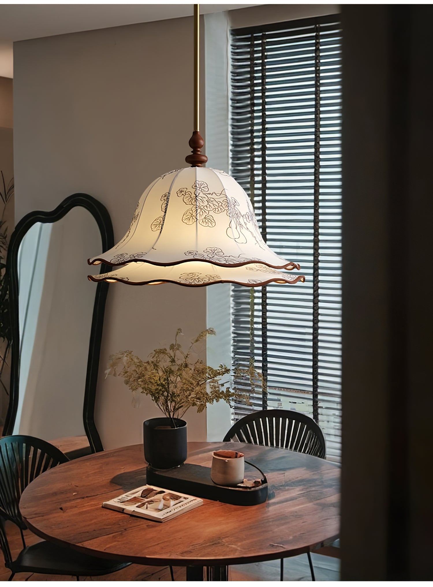 emilia-floral-pendant-lamp-anzaz--6