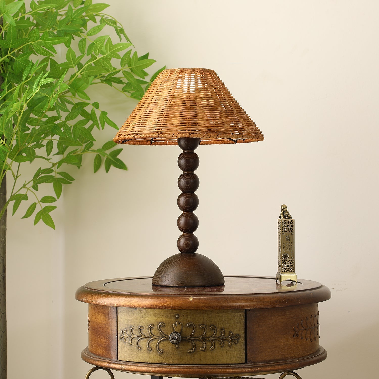 emily-charm-table-lamp-anzaz--11