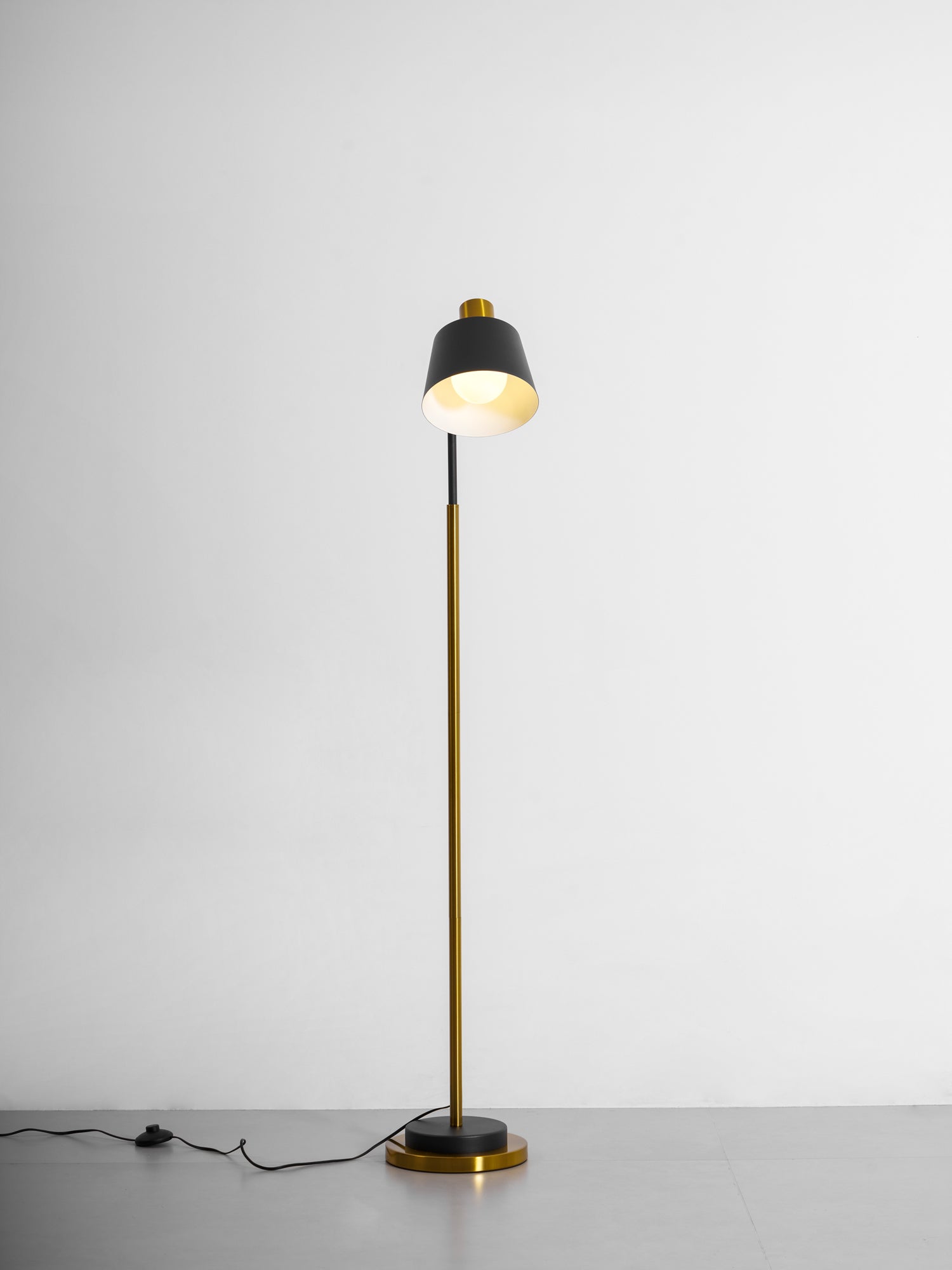 lumis-aura-floor-lamp-anzaz--33