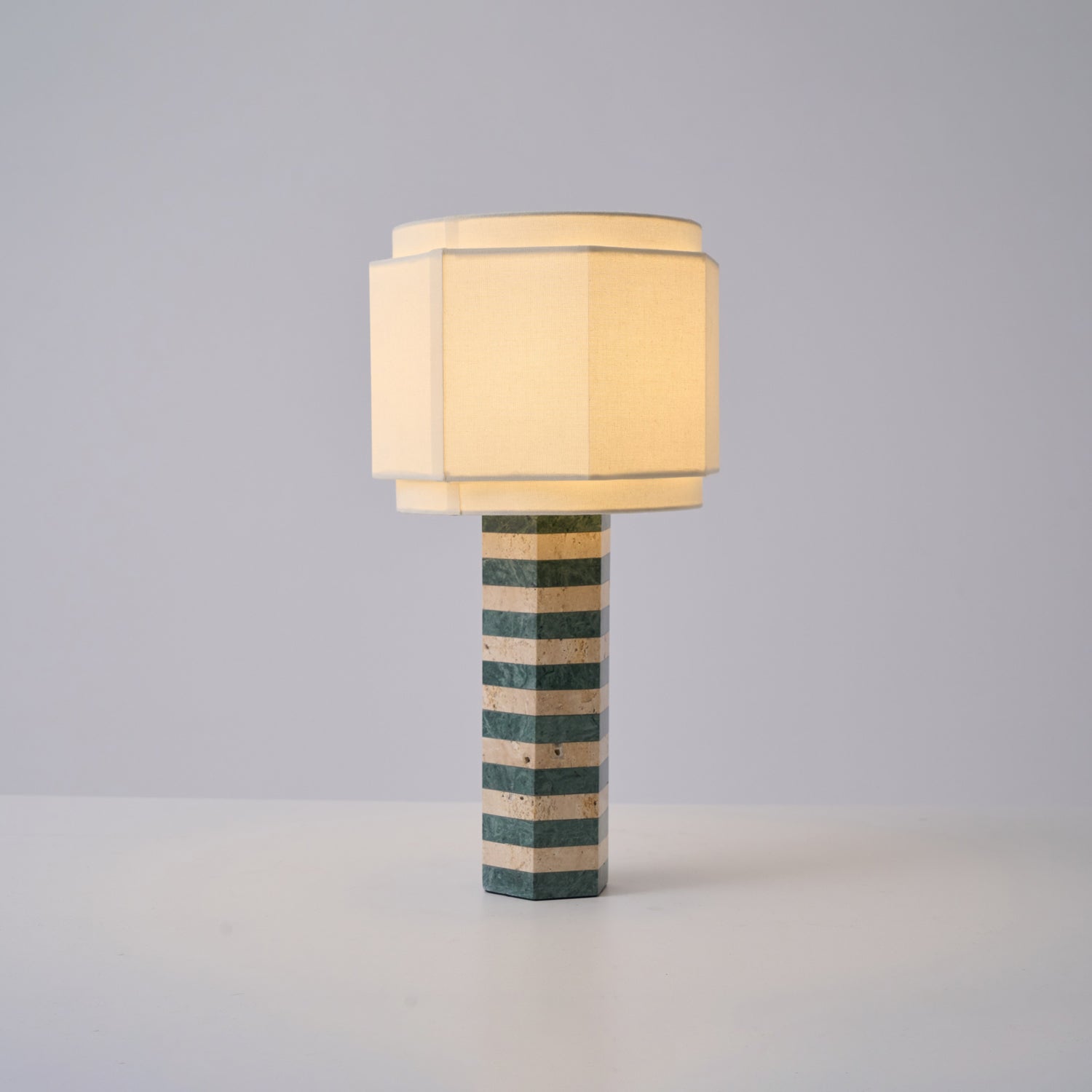modari-striped-stone-table-lamp-anzaz--17