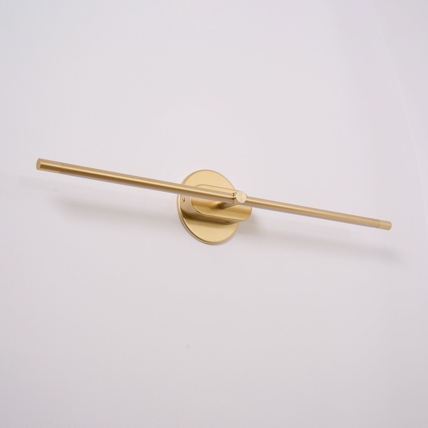 minimalist-linear-rechargeable-wall-lamp-anzaz-Gold-17