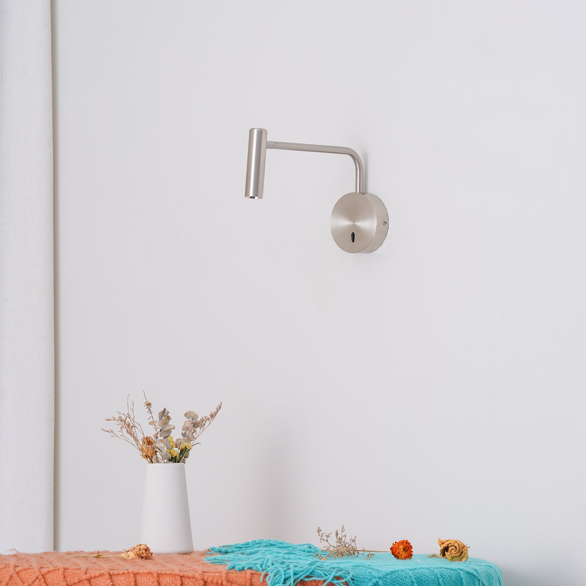 minimalist-disc-led-wall-sconce-anzaz--46