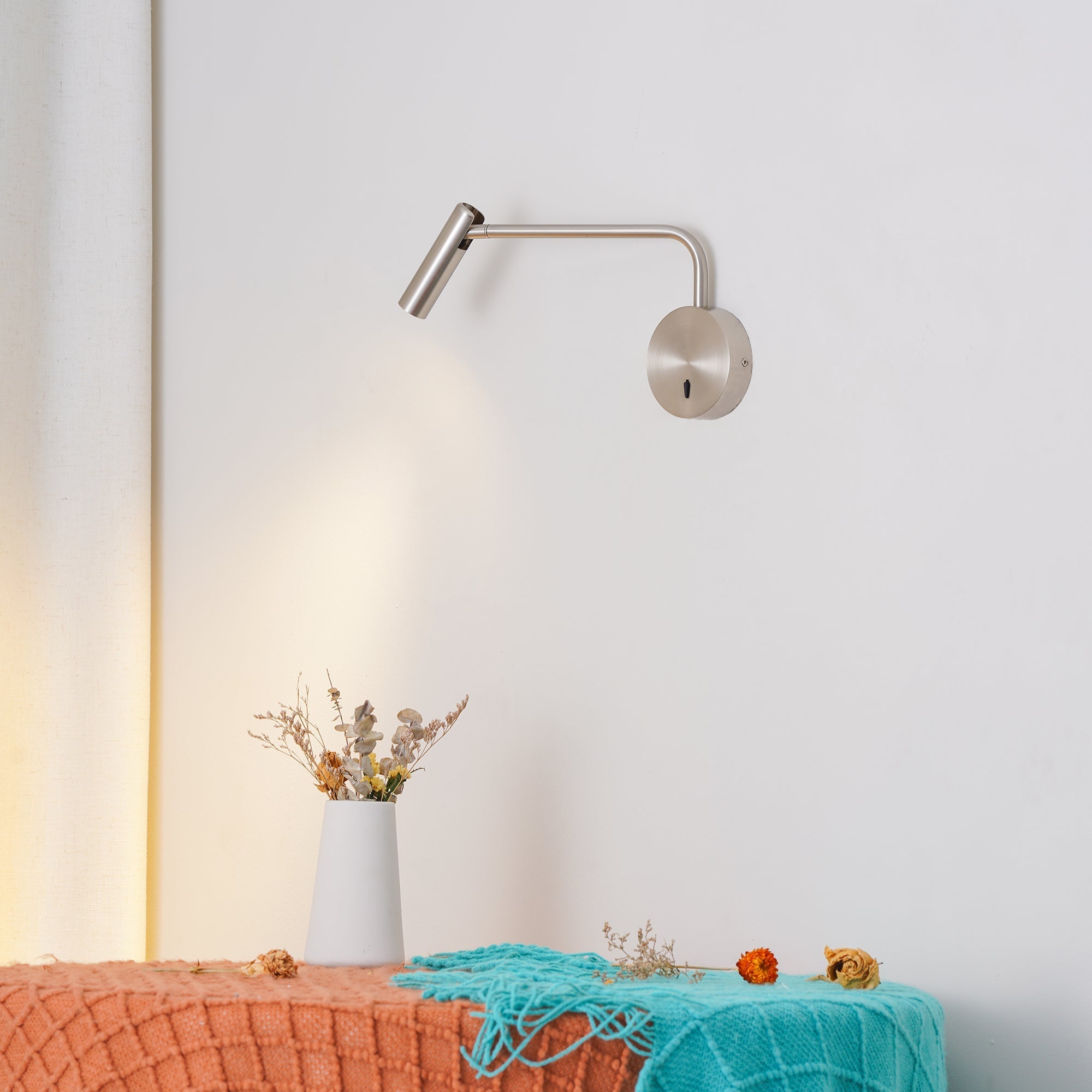 minimalist-disc-led-wall-sconce-anzaz--12