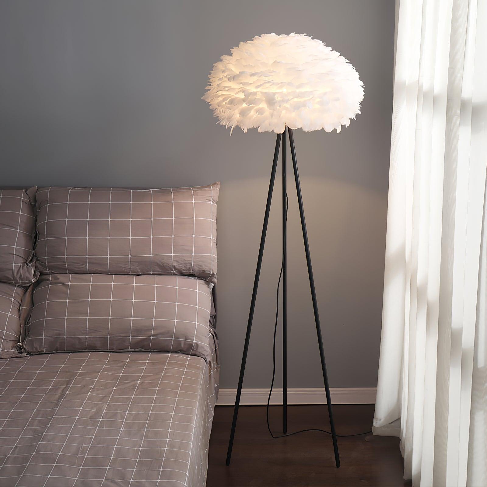 eos-feather-floor-lamp-anzaz-Blakc & White-2