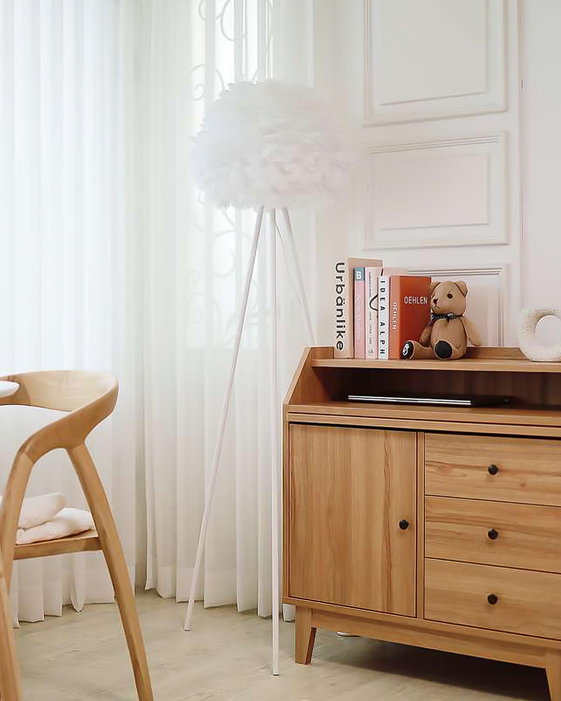 eos-feather-floor-lamp-anzaz-Blakc & White-4