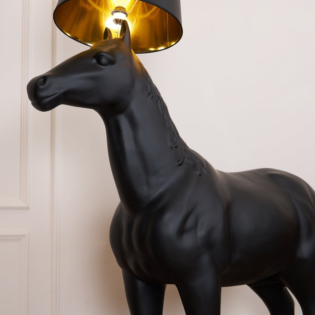 equine-majesty-floor-lamp-anzaz--15