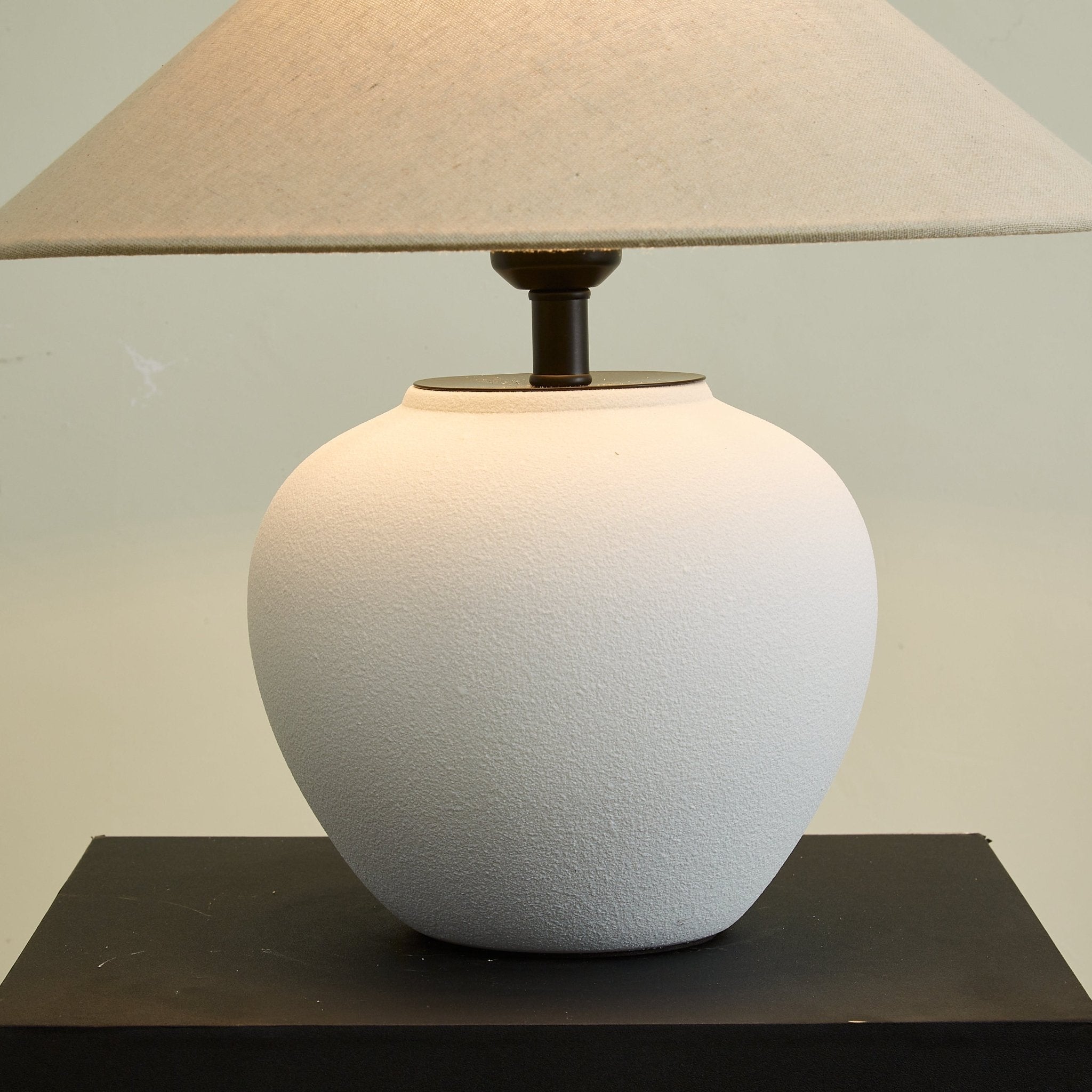 erison-ceramic-table-lamp-anzaz--13