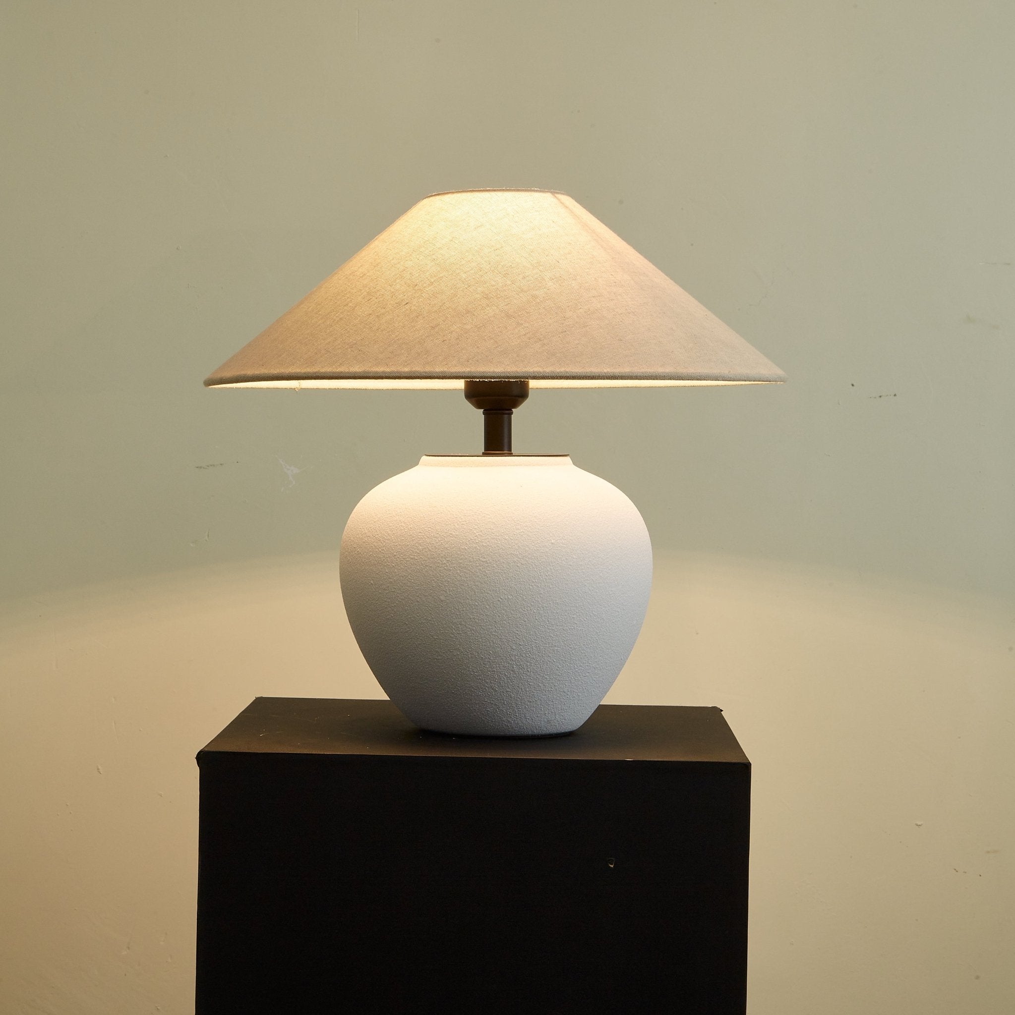 erison-ceramic-table-lamp-anzaz--6