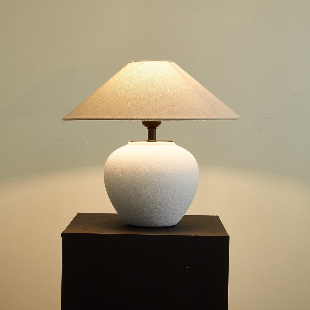erison-ceramic-table-lamp-anzaz-White-2