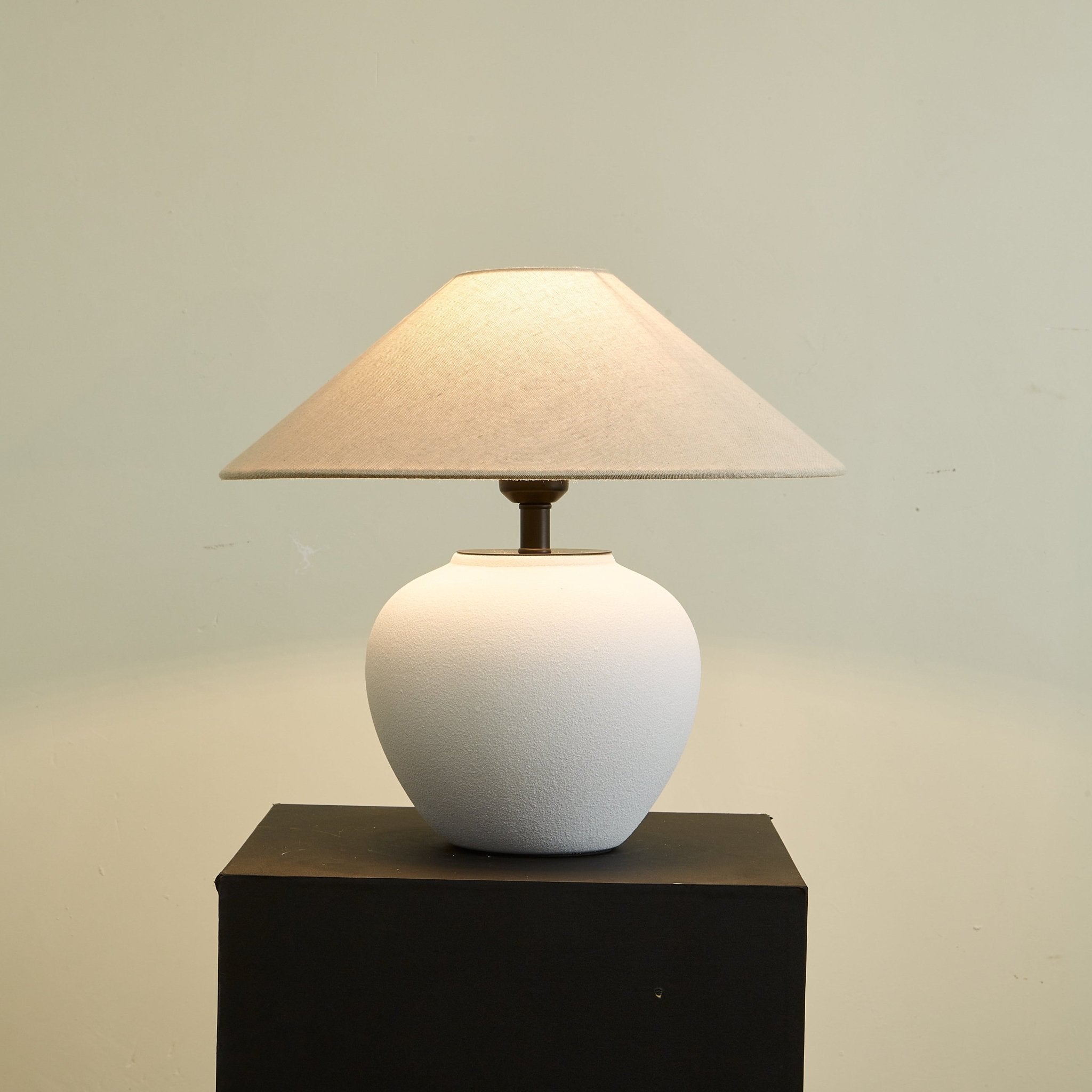 erison-ceramic-table-lamp-anzaz--7