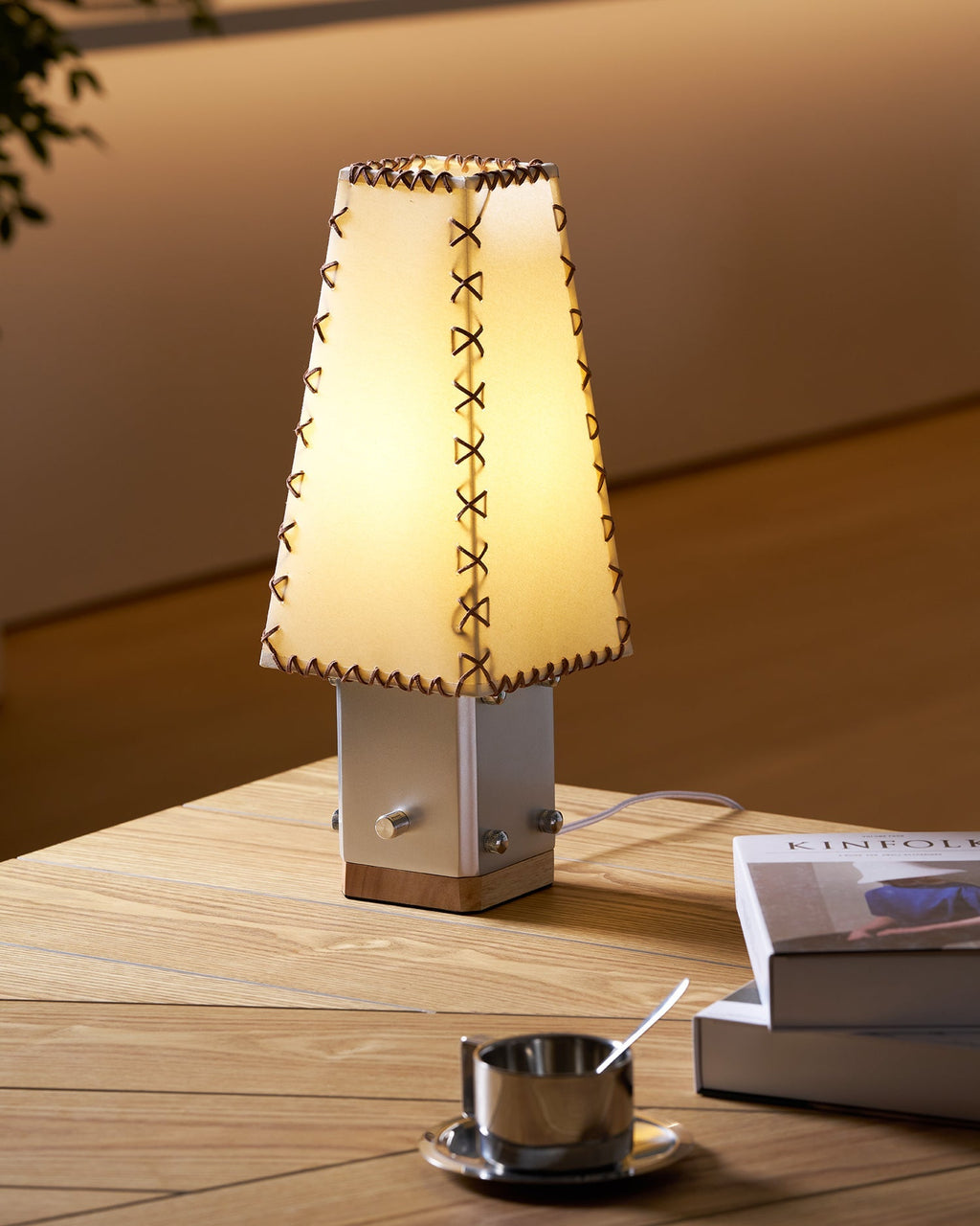 estela-table-lamp-anzaz--38