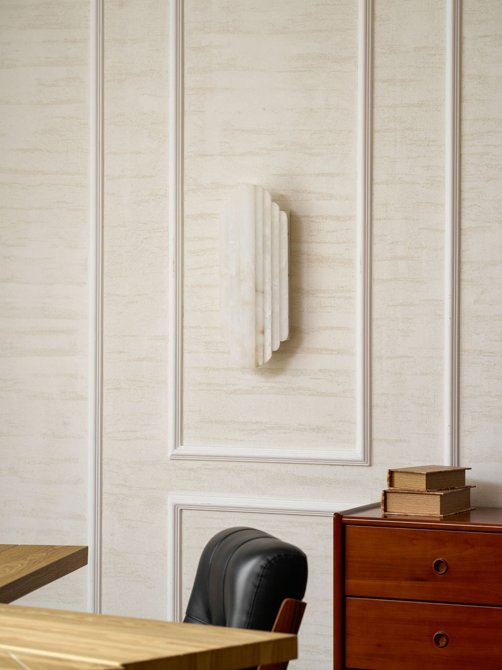 estelle-alabaster-wall-sconce-anzaz--34