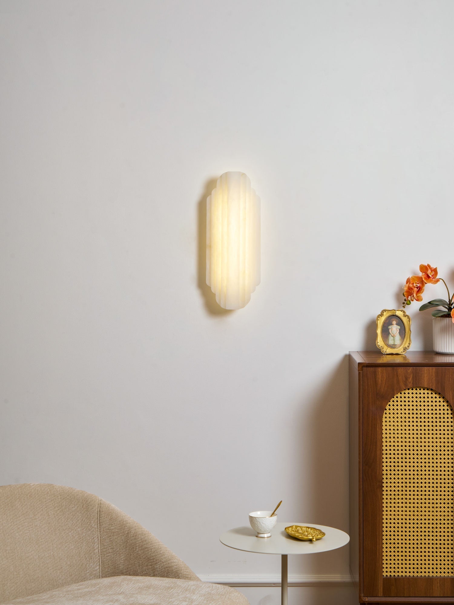 estelle-alabaster-wall-sconce-anzaz--16