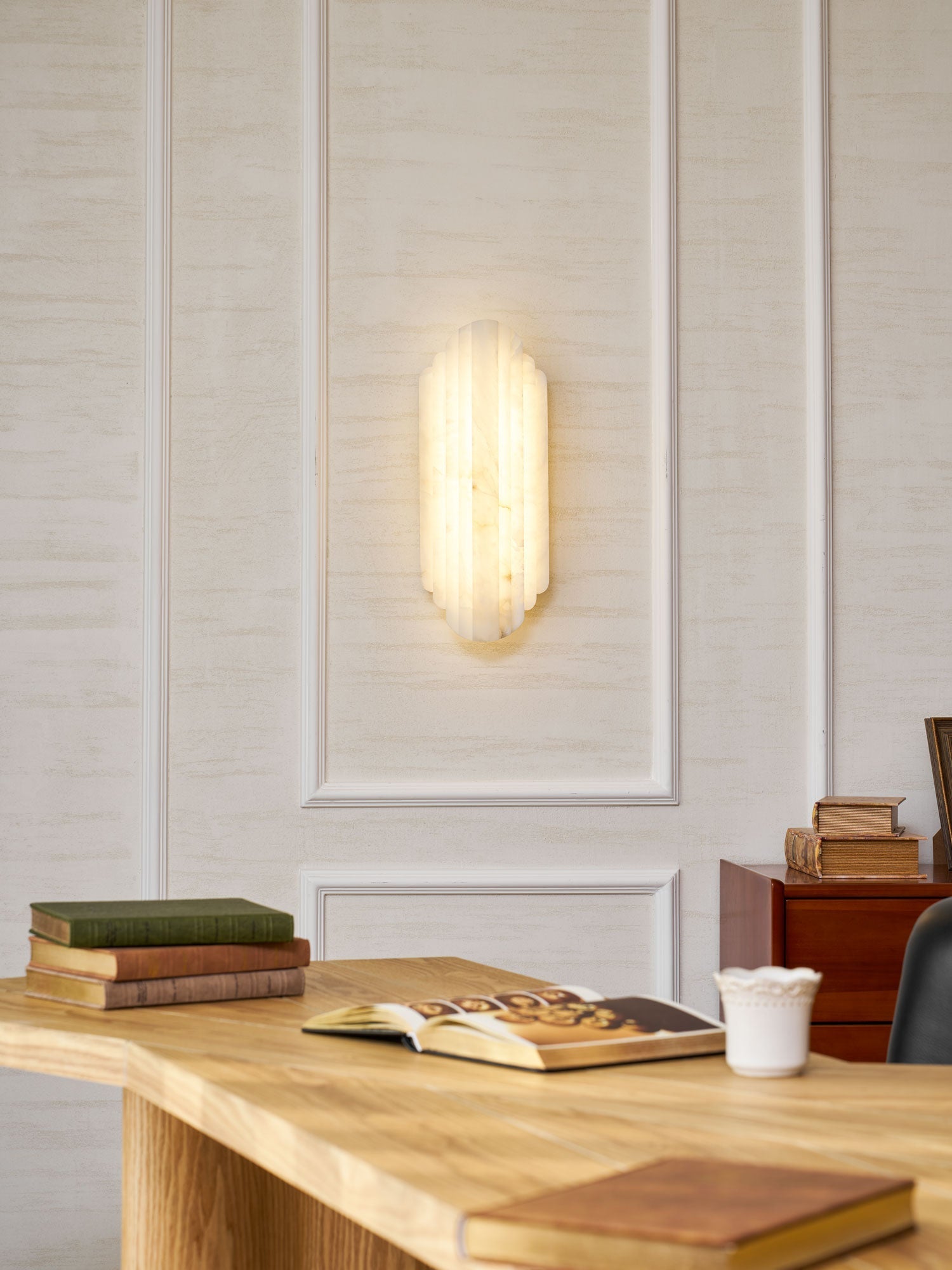 estelle-alabaster-wall-sconce-anzaz--30