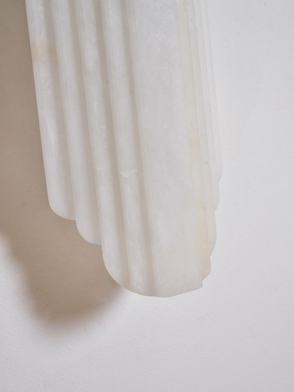 estelle-alabaster-wall-sconce-anzaz--41