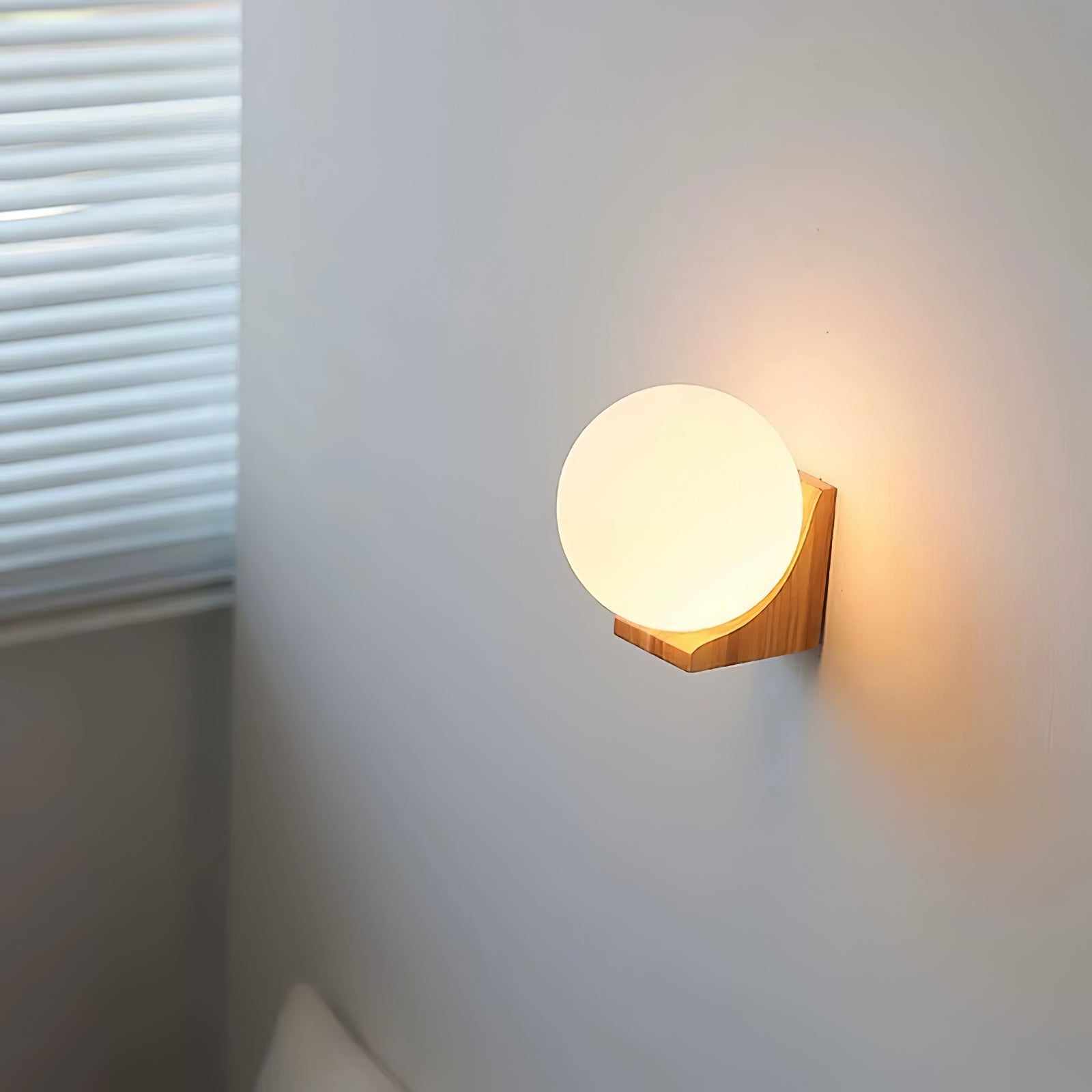evelyn-orb-wall-lamp-anzaz--11
