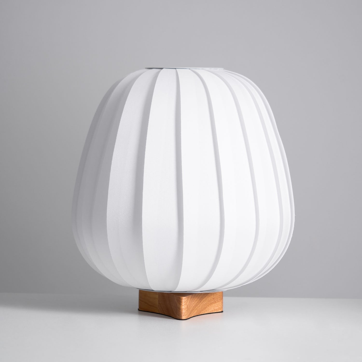 fabric-minimalist-table-lamp-anzaz--33