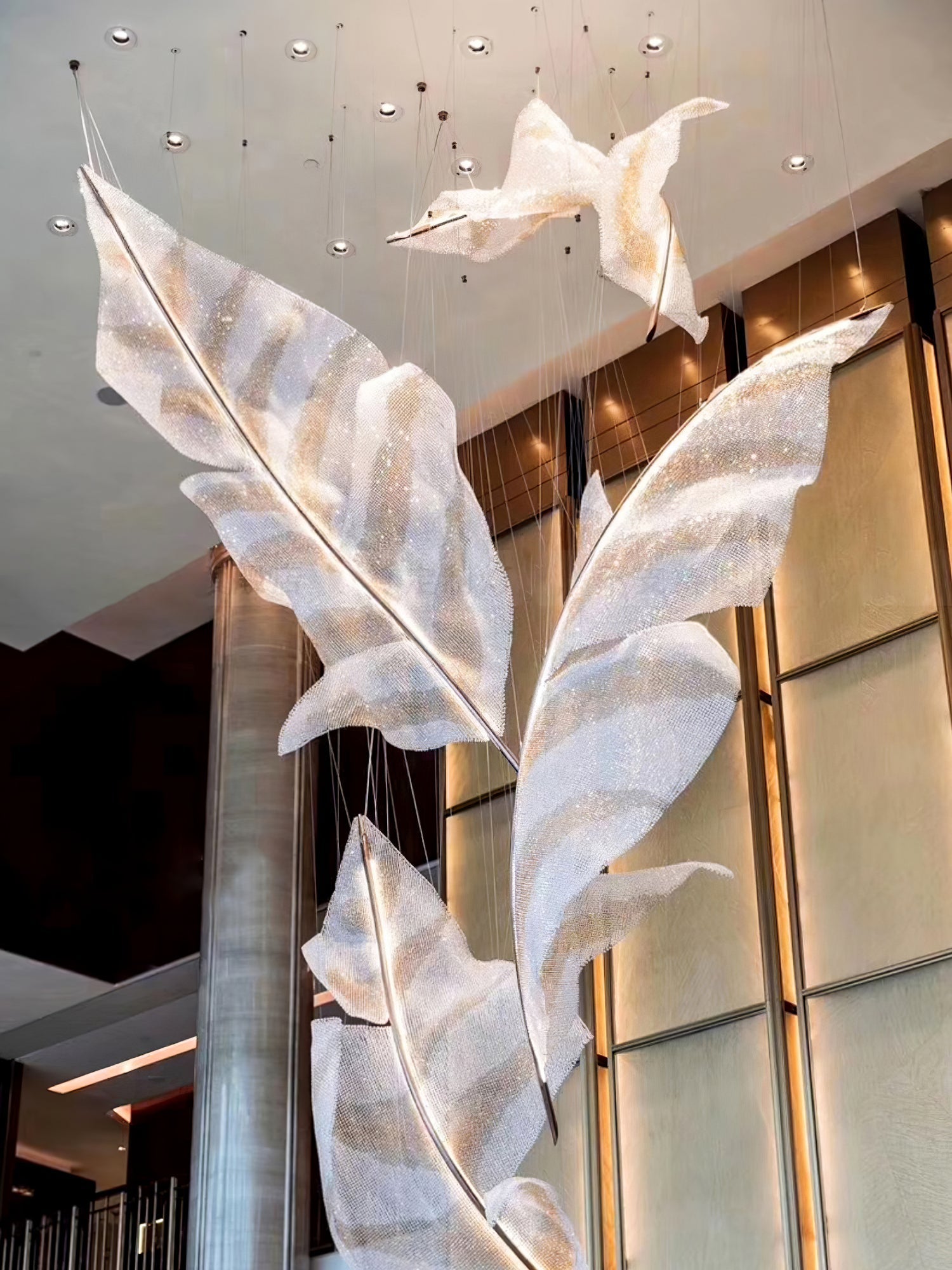 falling-leaves-glass-chandelier-anzaz--11