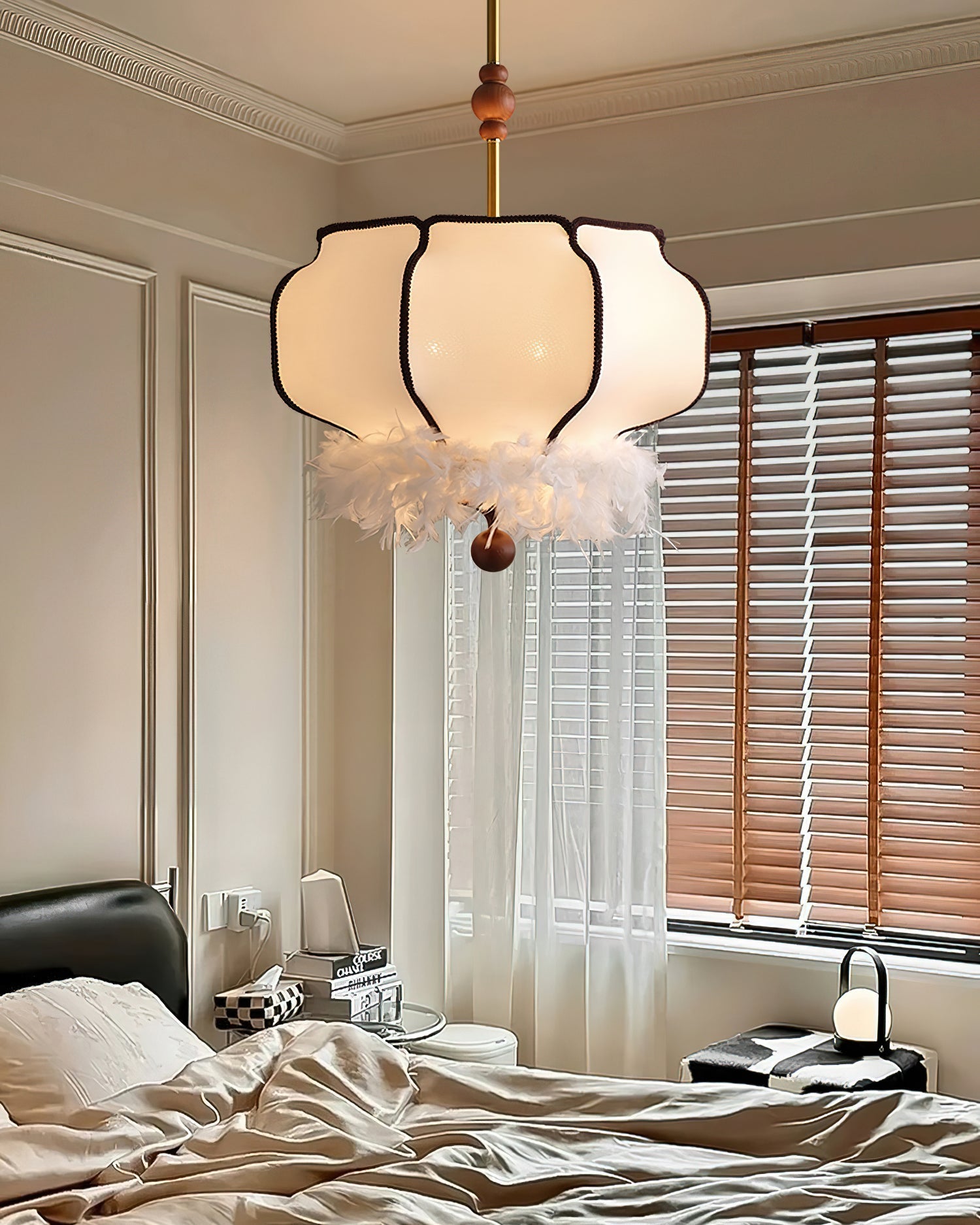 feathered-lantern-pendant-light-anzaz--12