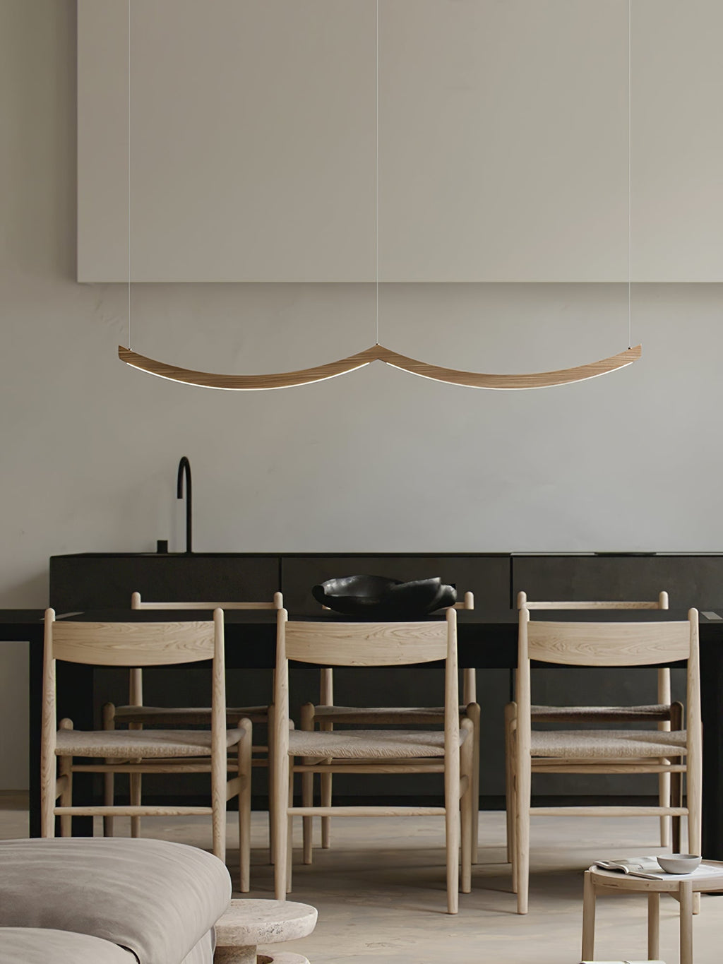 felix-crescent-pendant-lamp-anzaz-Black-12
