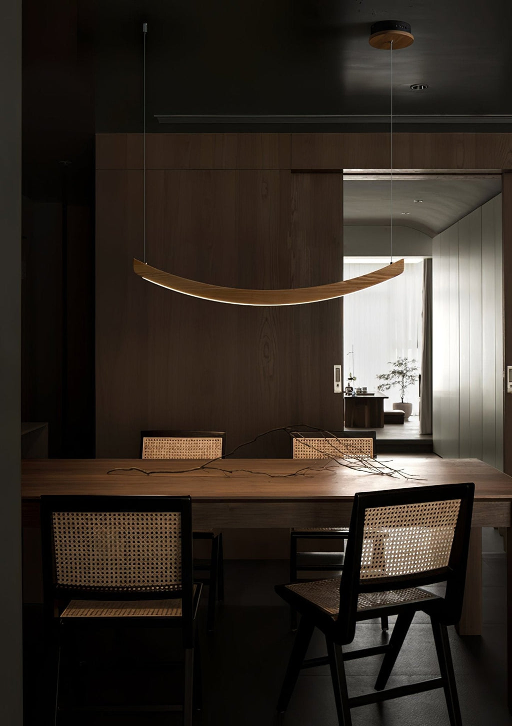 felix-crescent-pendant-lamp-anzaz-Wood Color-4