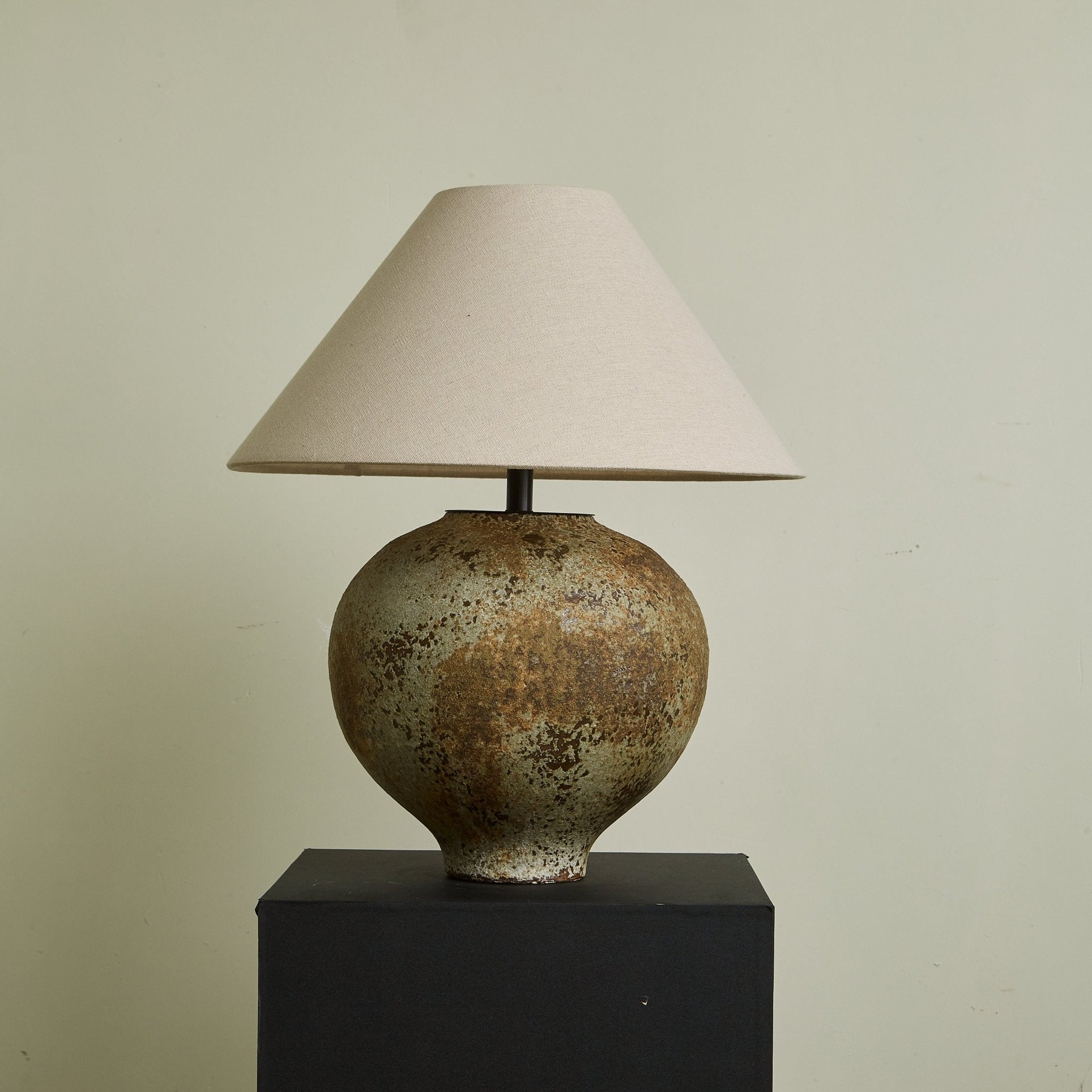 ferrosia-table-lamp-anzaz-Weathered Terracotta-3