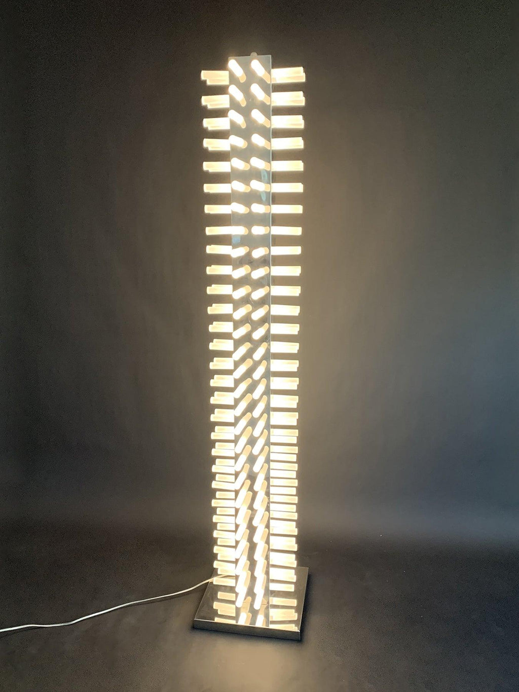 filing-stand-floor-lamp-anzaz-Black & White-4