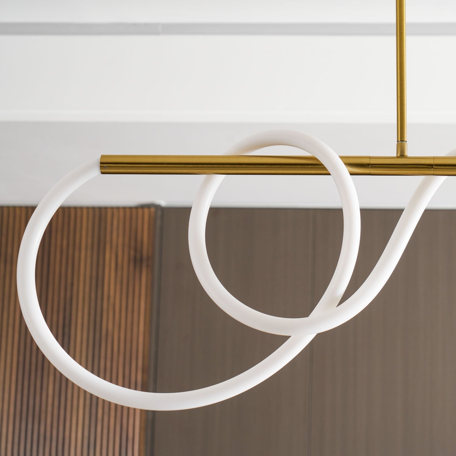 flexible-linear-curve-chandelier-anzaz--78