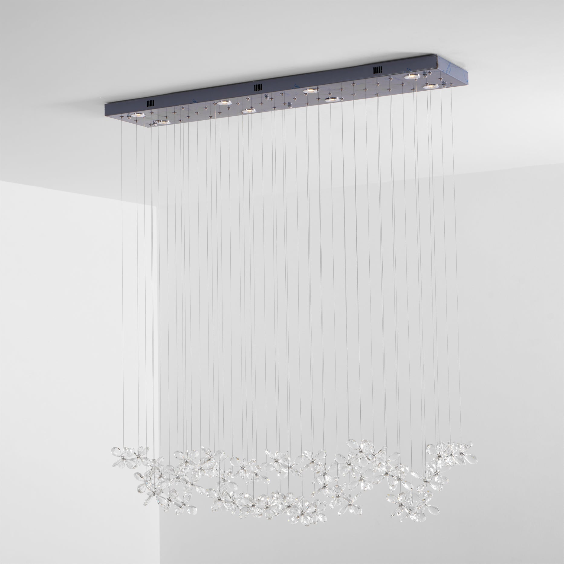 floating-butterfly-chandelier-anzaz-Silver & Clear-10