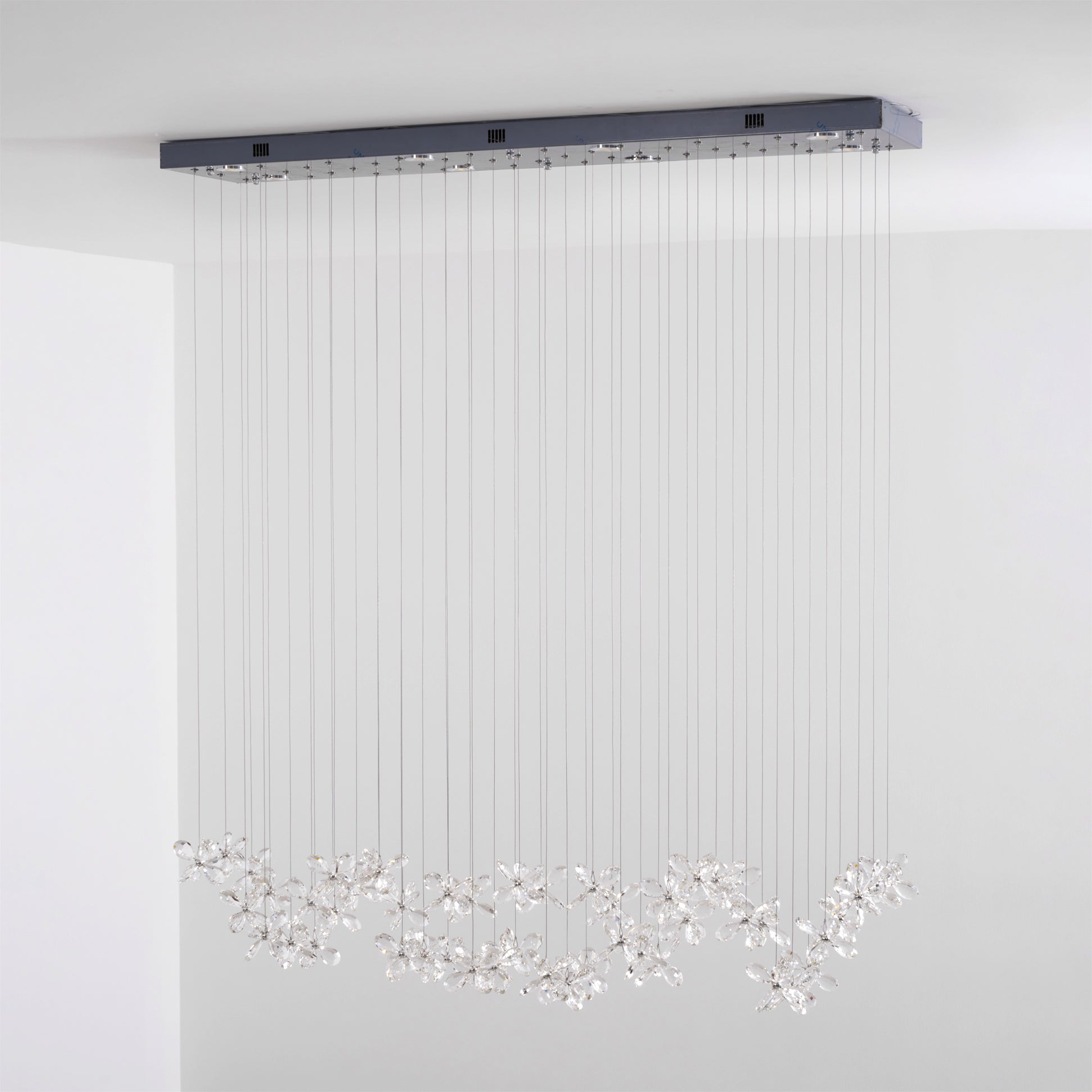 floating-butterfly-chandelier-anzaz--45