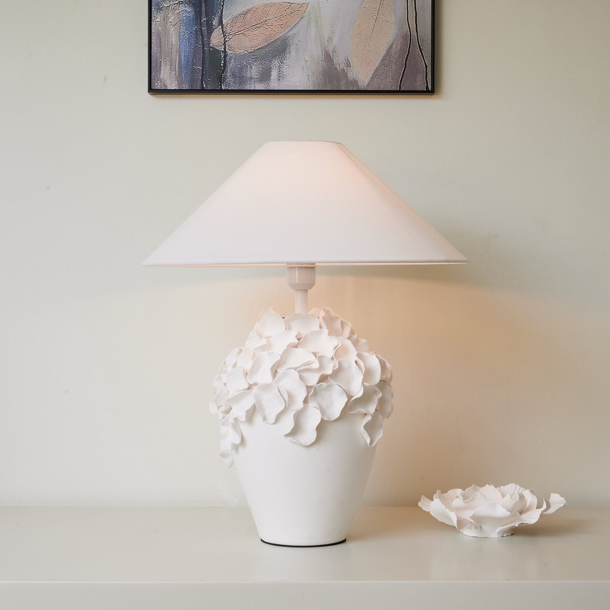 florae-ceramic-table-lamp-anzaz-White-2