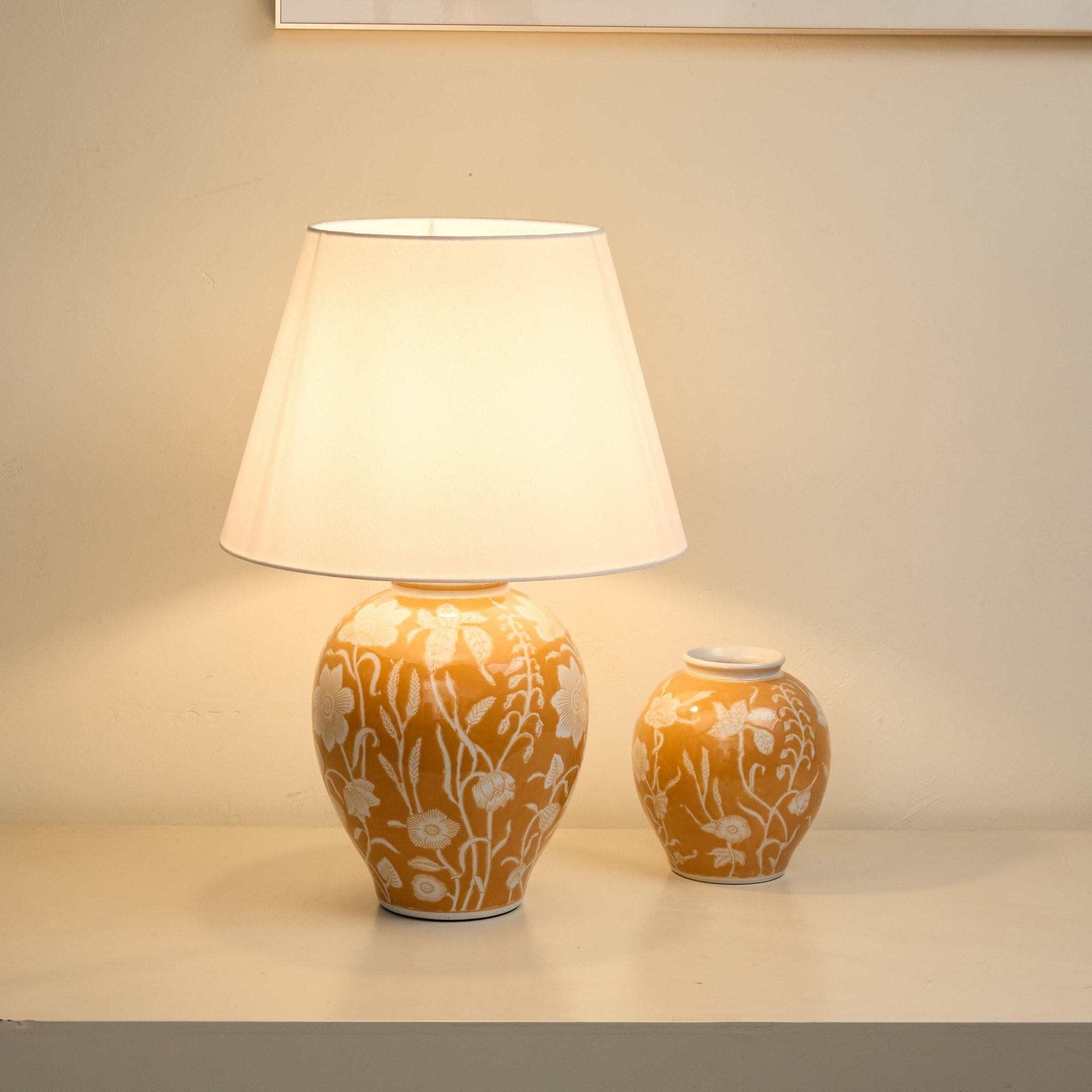 floral-ceramic-table-lamp-anzaz-Yellow & White-4